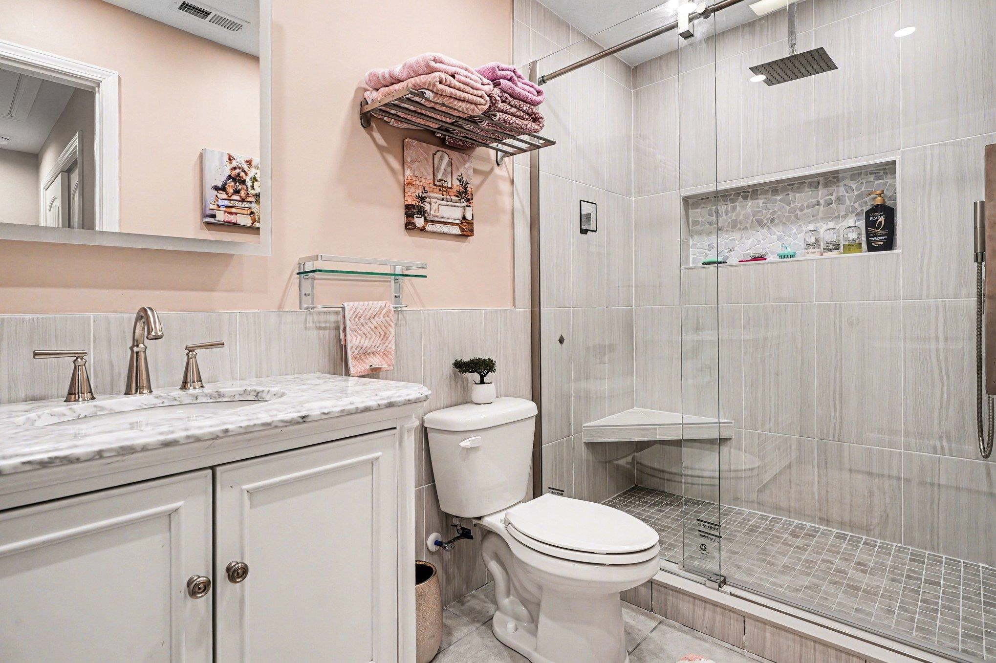 520 Riverward Dr. Property Photo 21