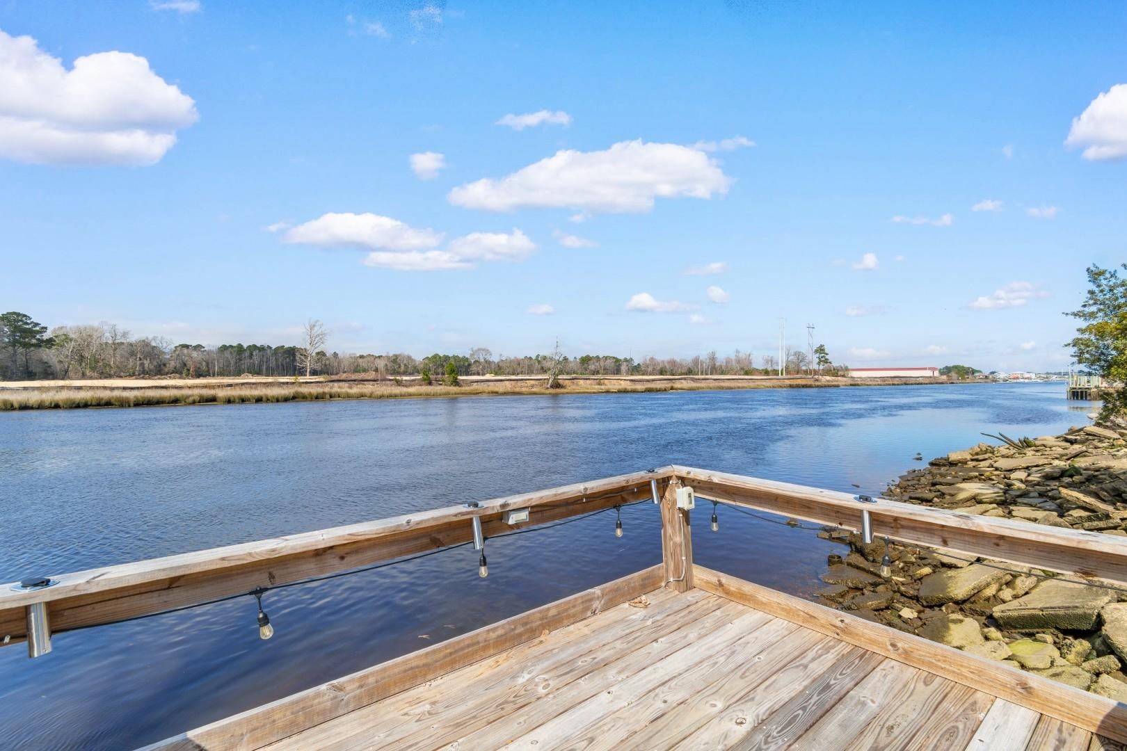 815 Waterway Dr. Property Photo 34
