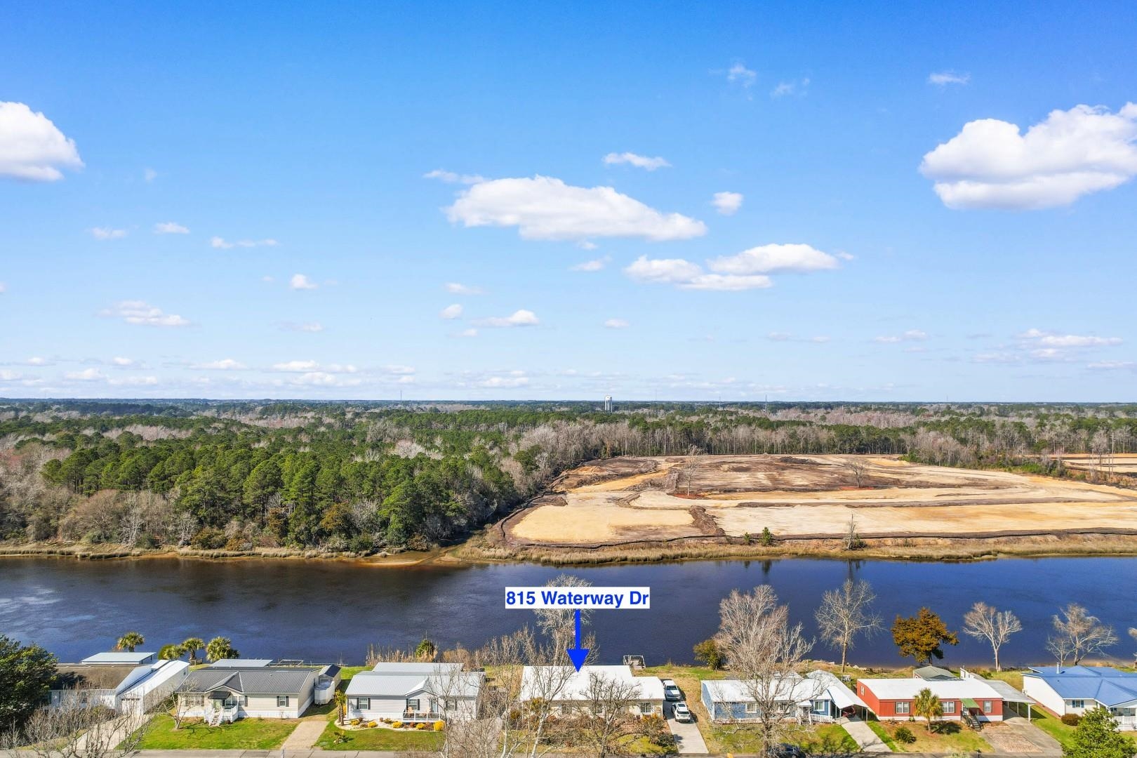 815 Waterway Dr. Property Photo 40