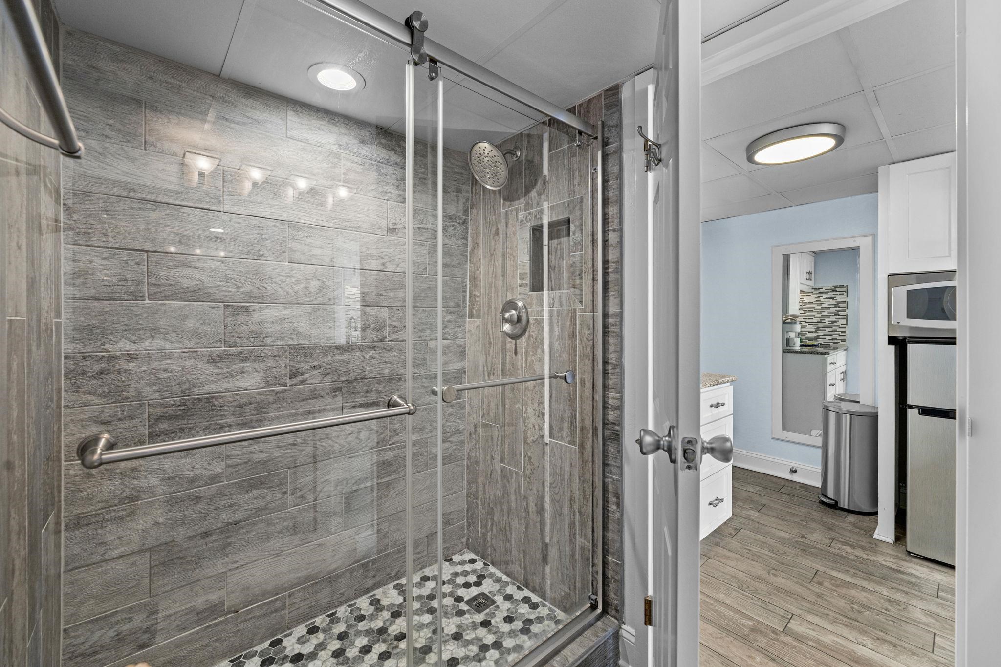 201 74th Ave. N Property Photo 25