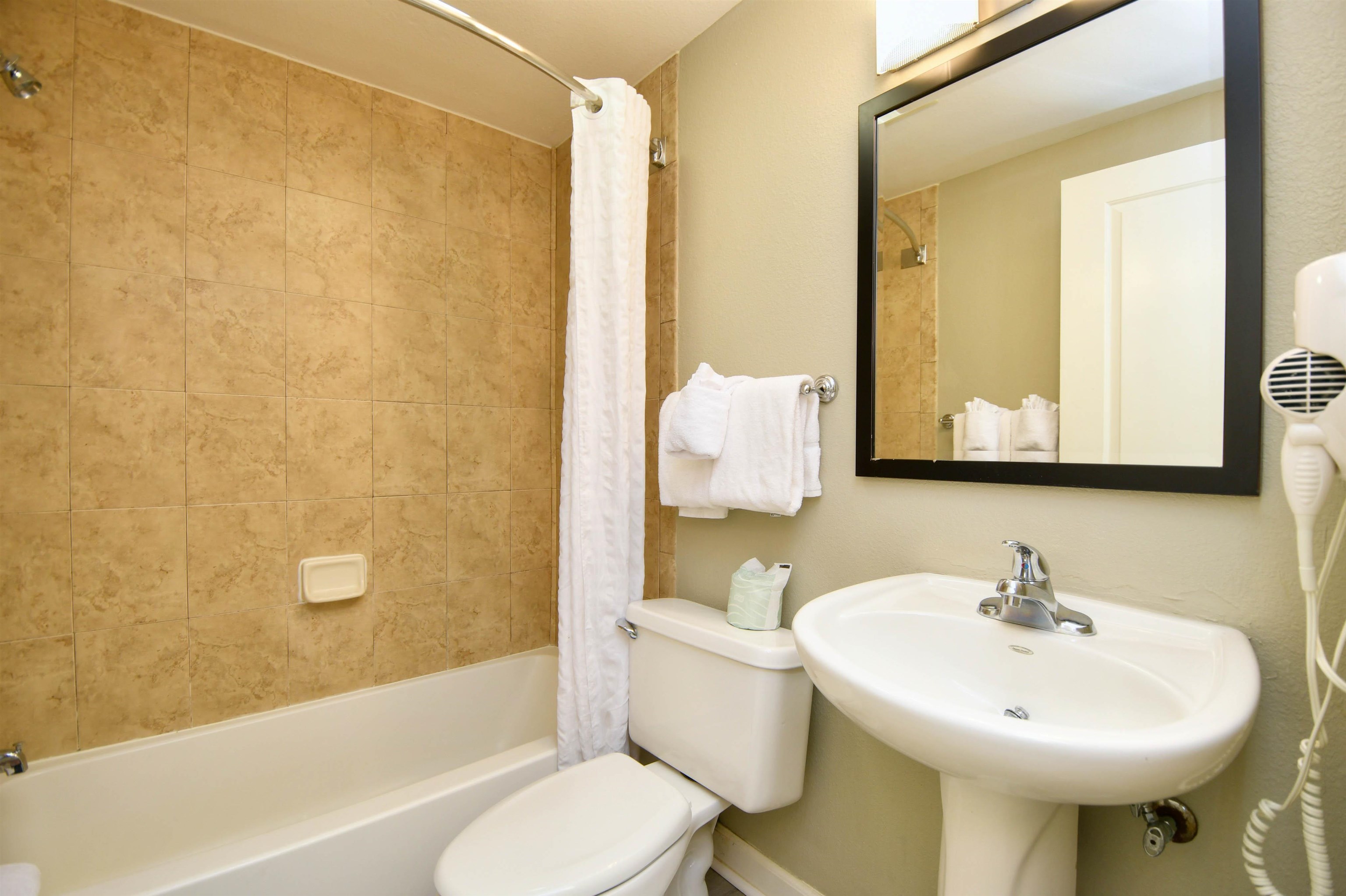 5300 N Ocean Blvd. Property Photo 16