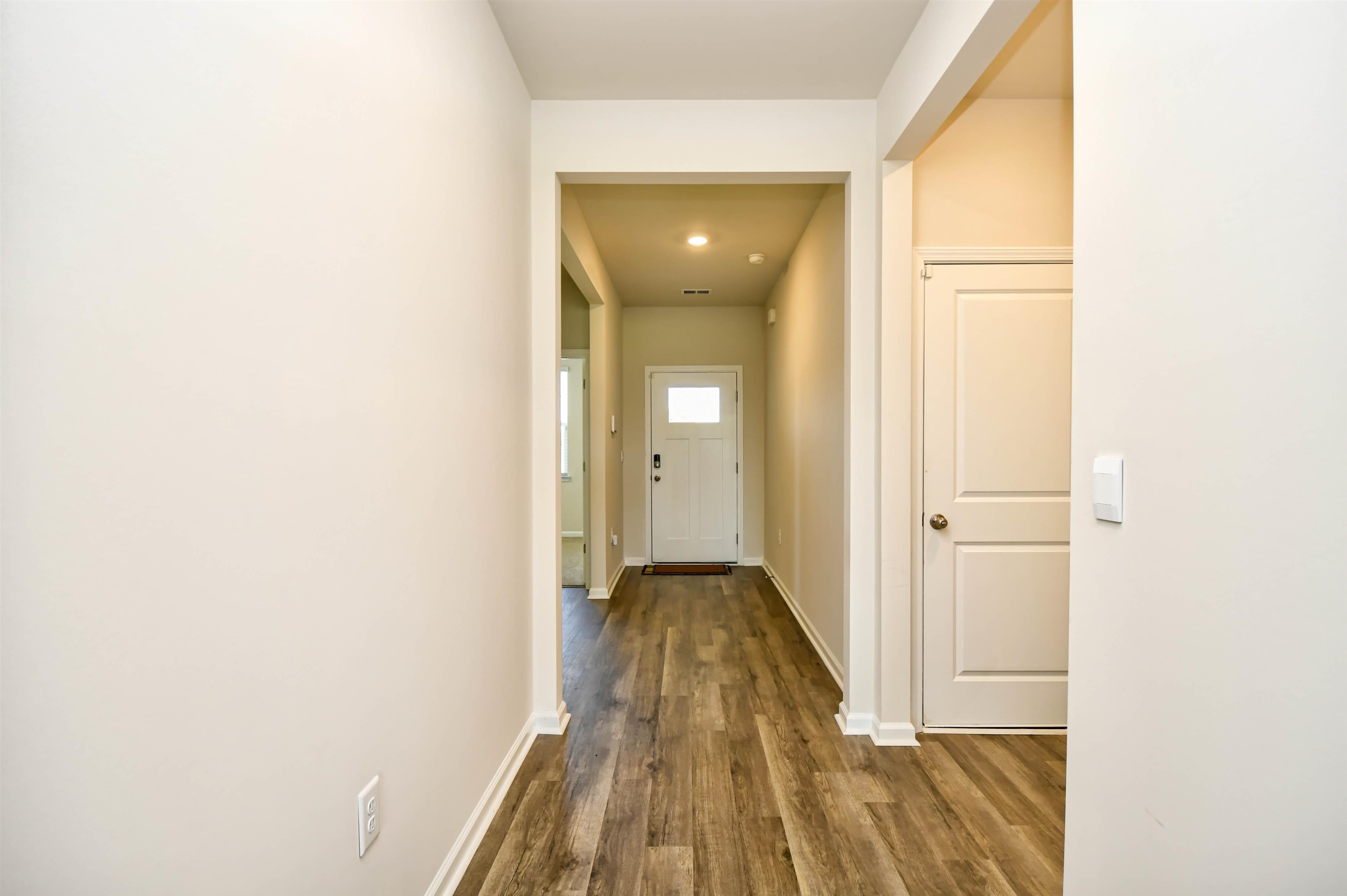 2608 Riverboat Way Property Photo 5