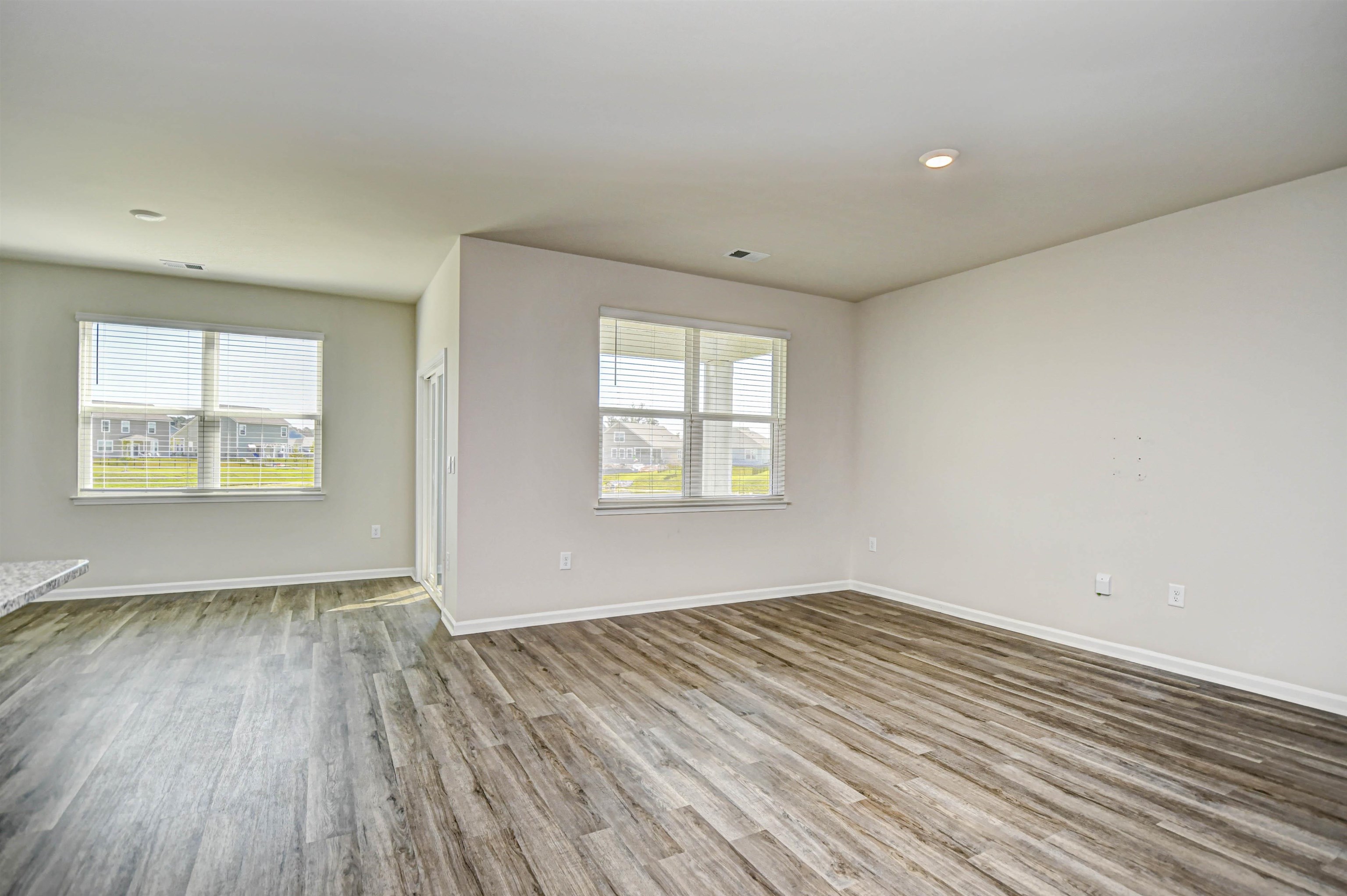 2608 Riverboat Way Property Photo 6