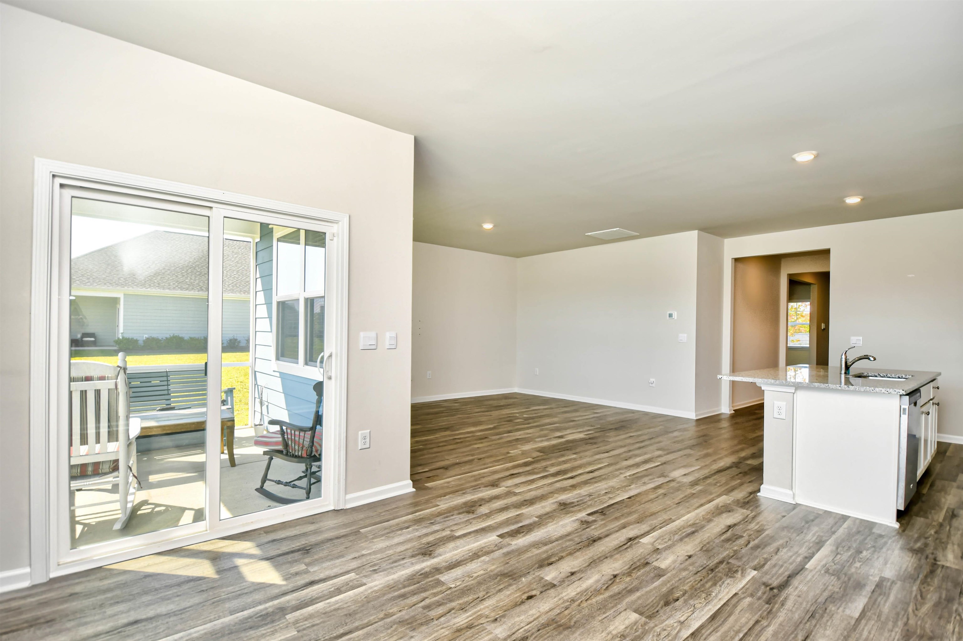 2608 Riverboat Way Property Photo 10
