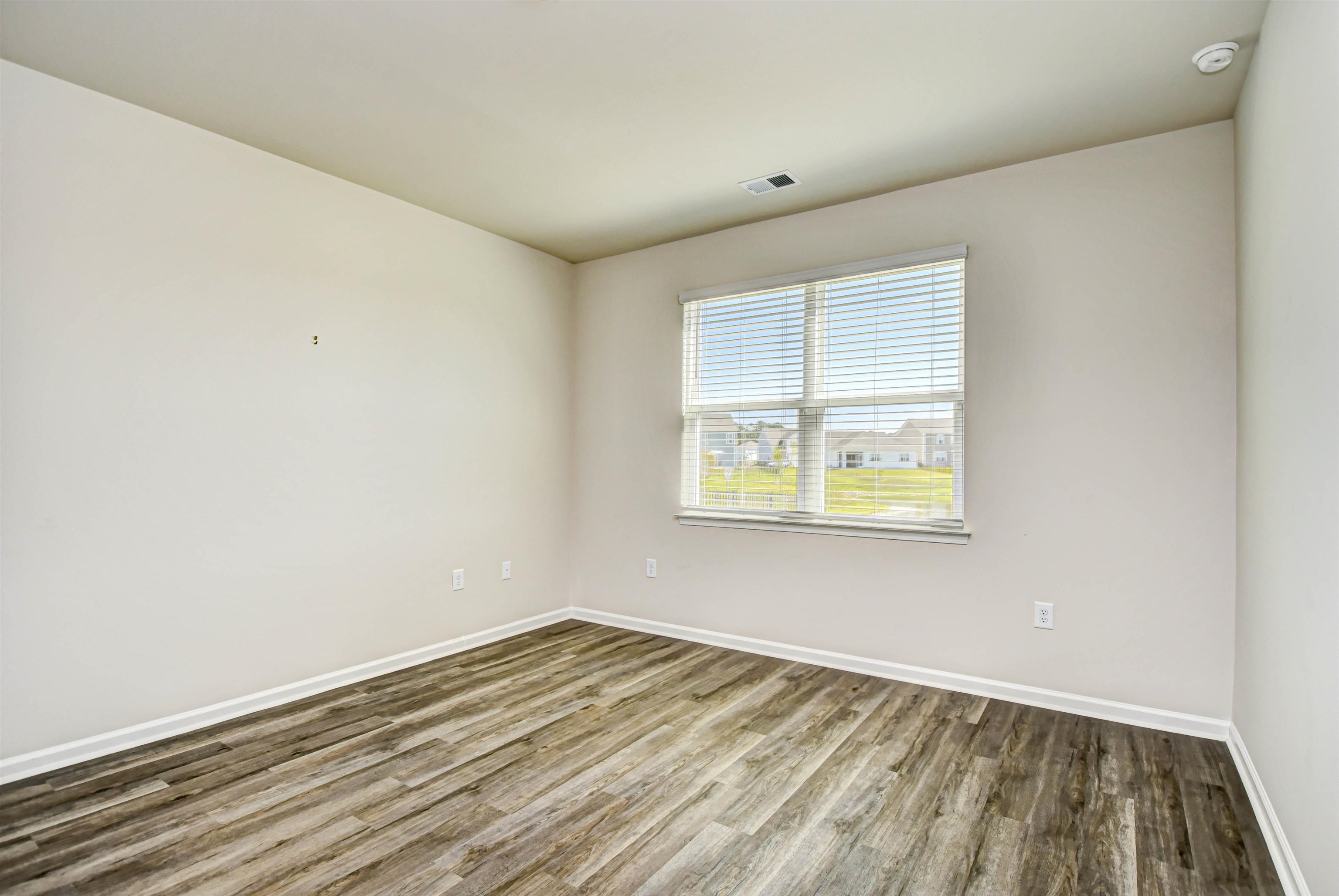 2608 Riverboat Way Property Photo 15