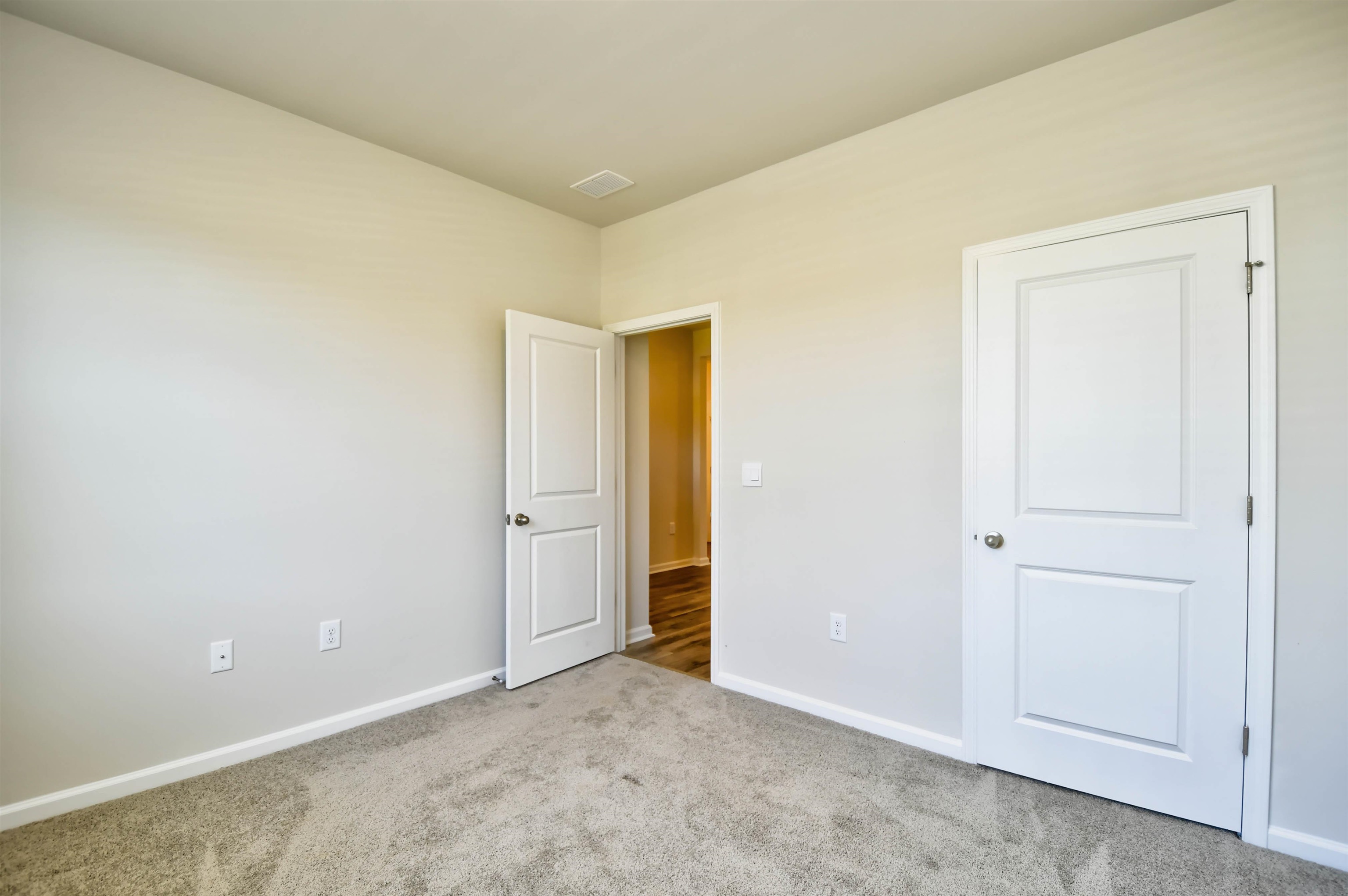 2608 Riverboat Way Property Photo 20