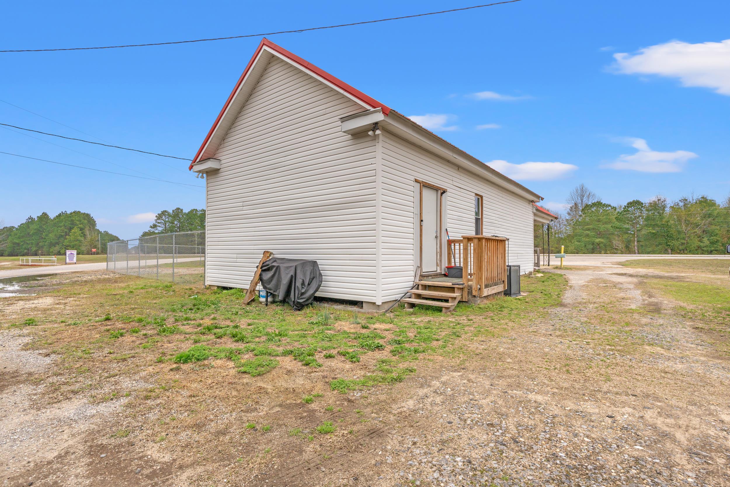 5045 Highway 38 Property Photo 10