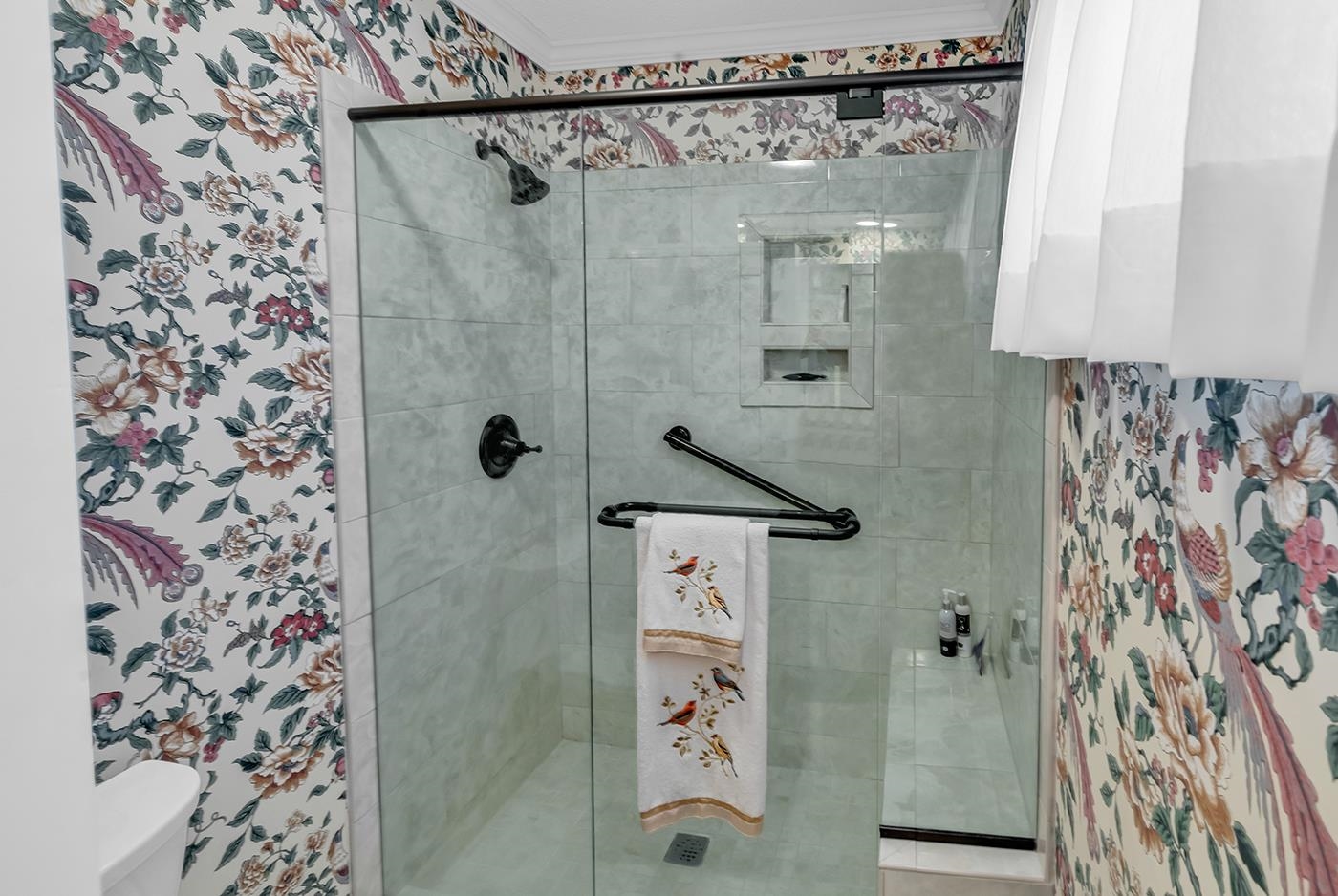98 Forest Loop Property Photo 17