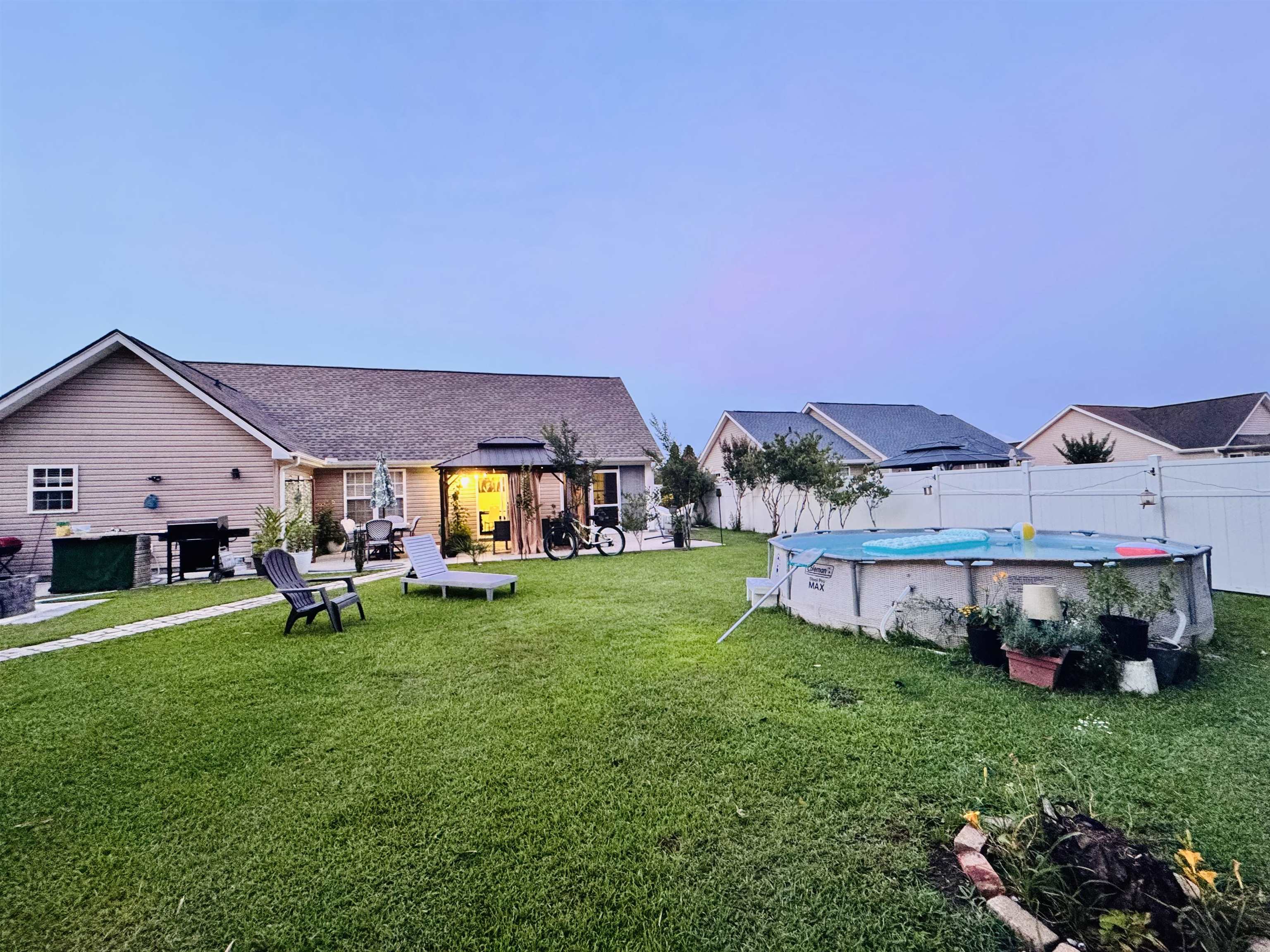 434 Barton Loop Property Photo 15