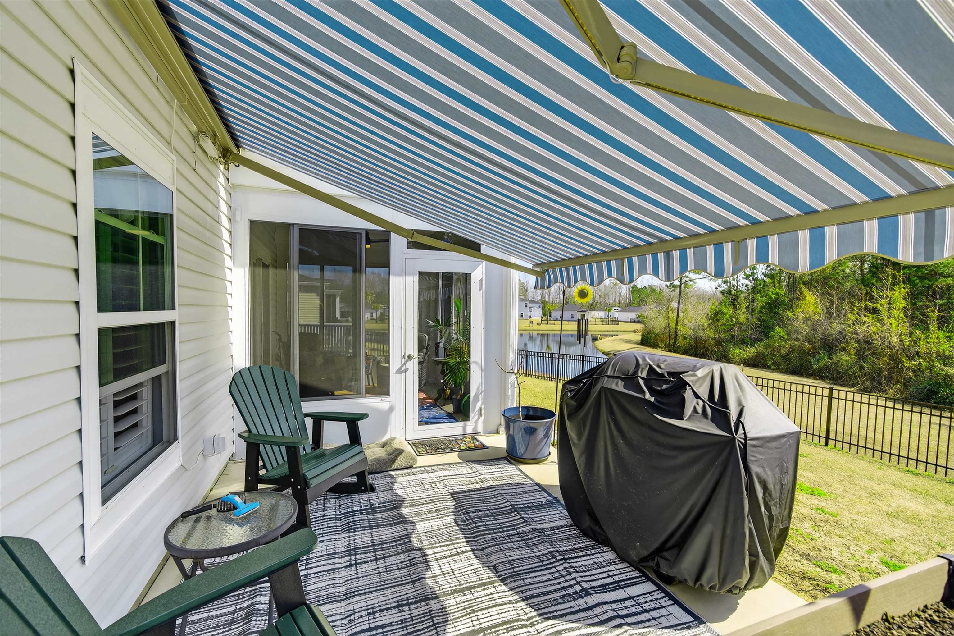 225 Cypress Tree Loop Property Photo 9
