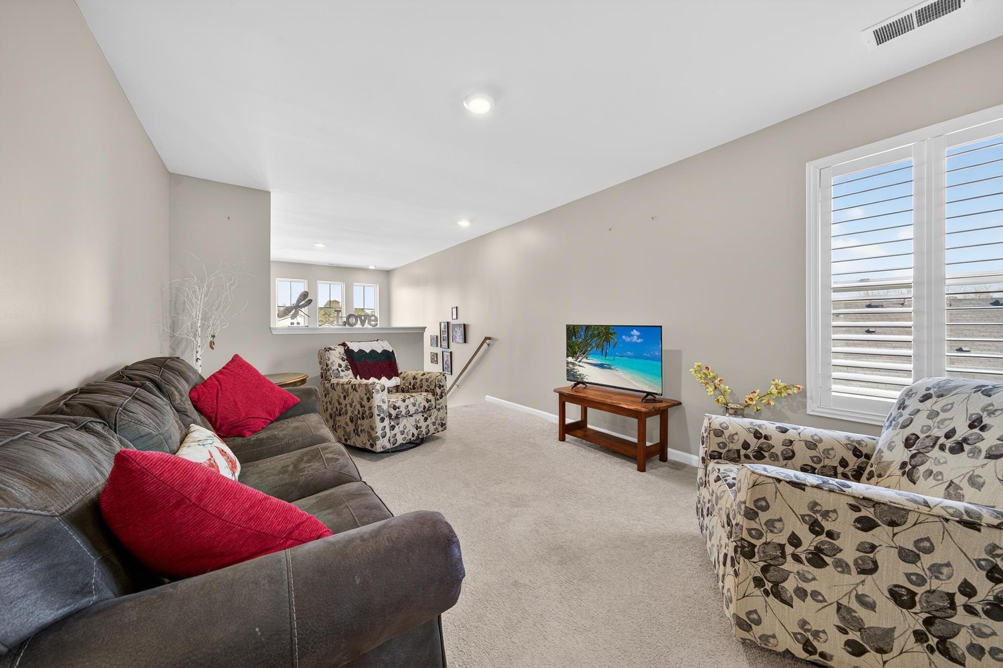 225 Cypress Tree Loop Property Photo 24