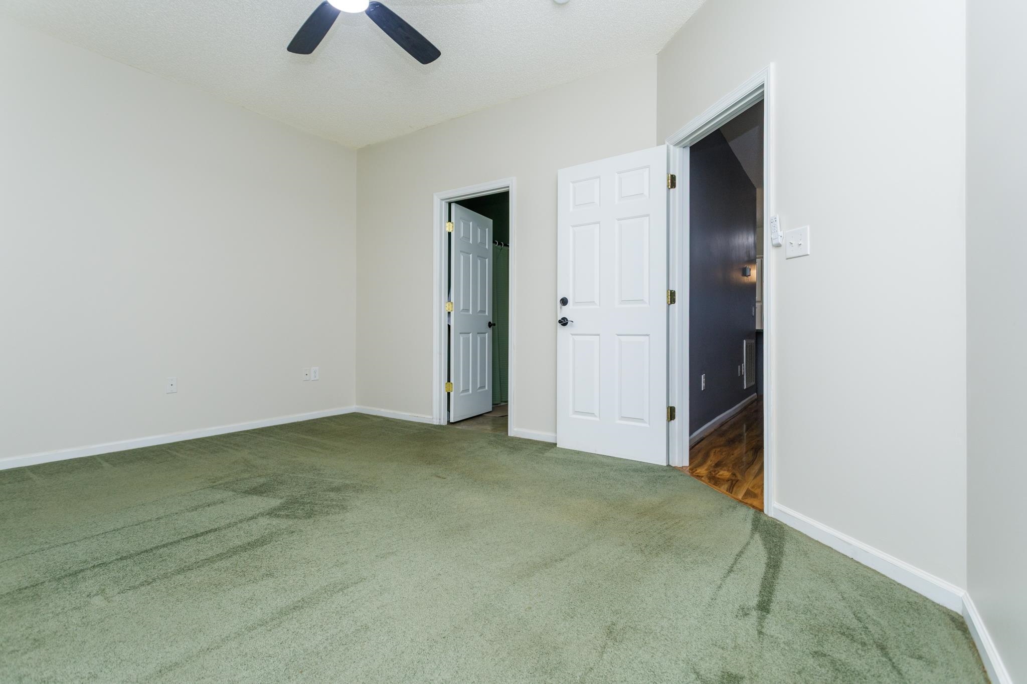 160 Lazy Willow Ln. Property Photo 15