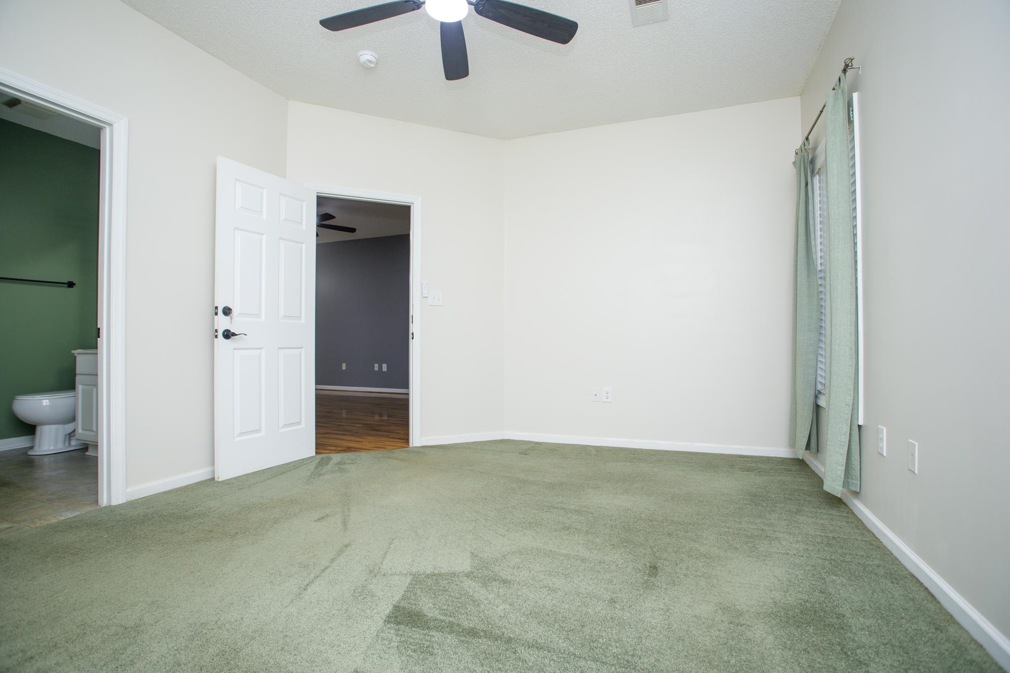 160 Lazy Willow Ln. Property Photo 16