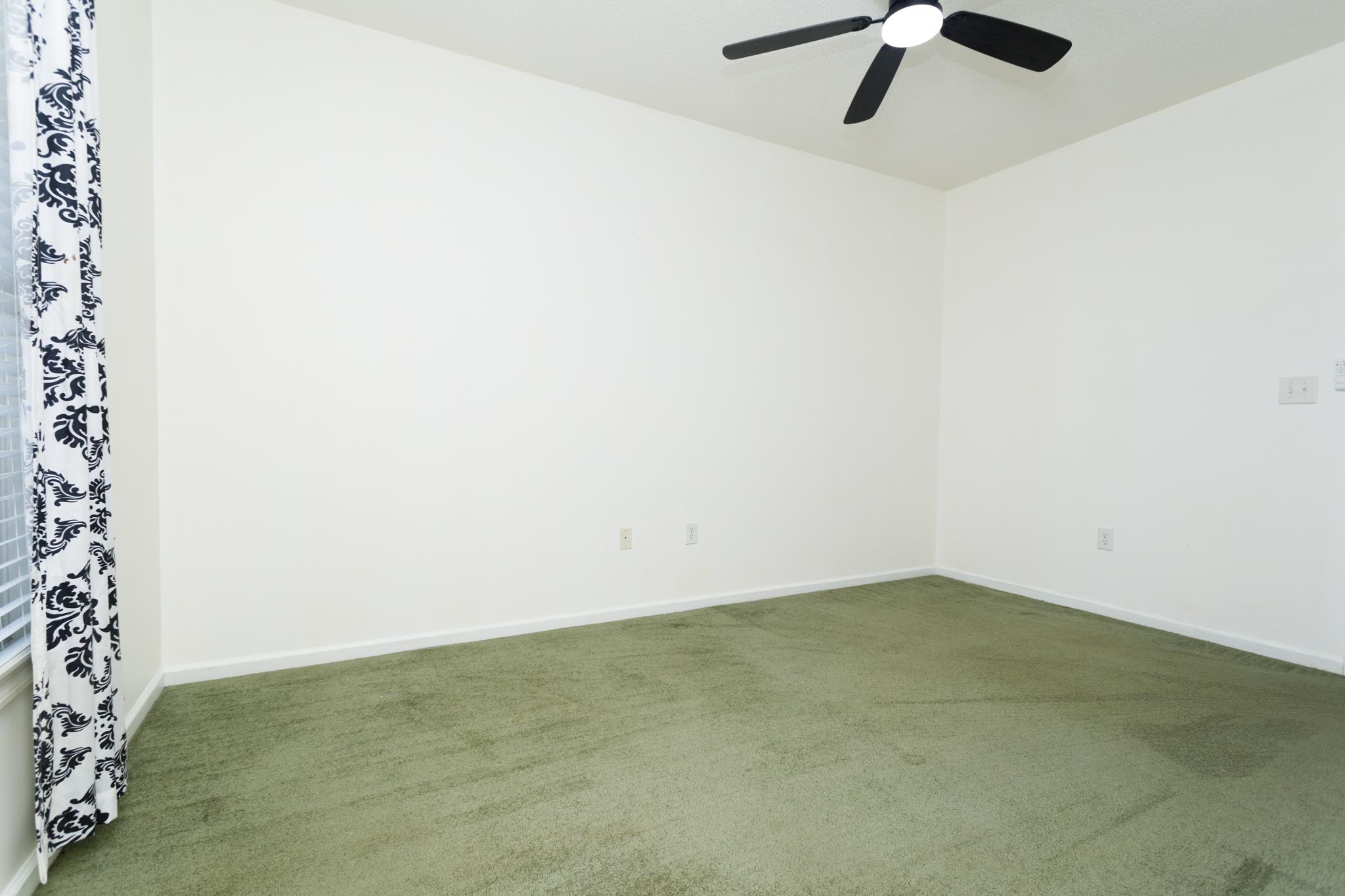 160 Lazy Willow Ln. Property Photo 27