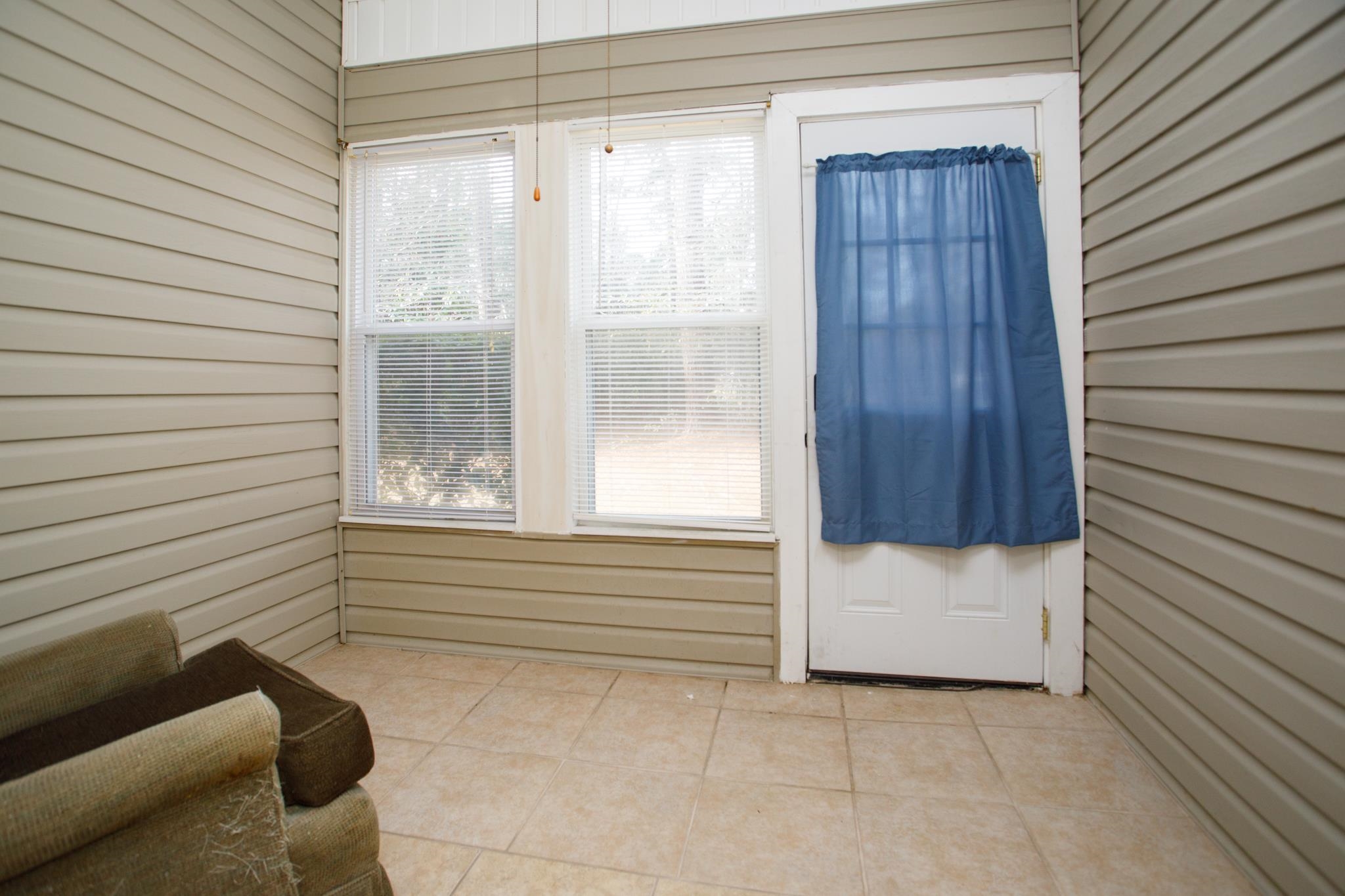 160 Lazy Willow Ln. Property Photo 31
