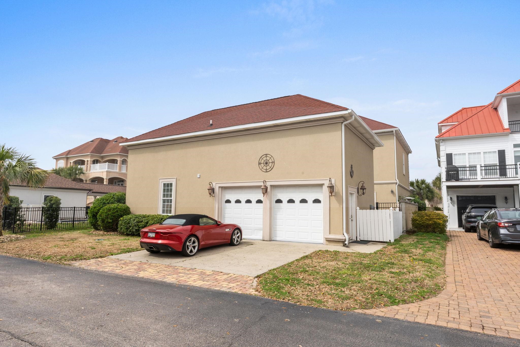 837 Bluffview Dr. Property Photo 62