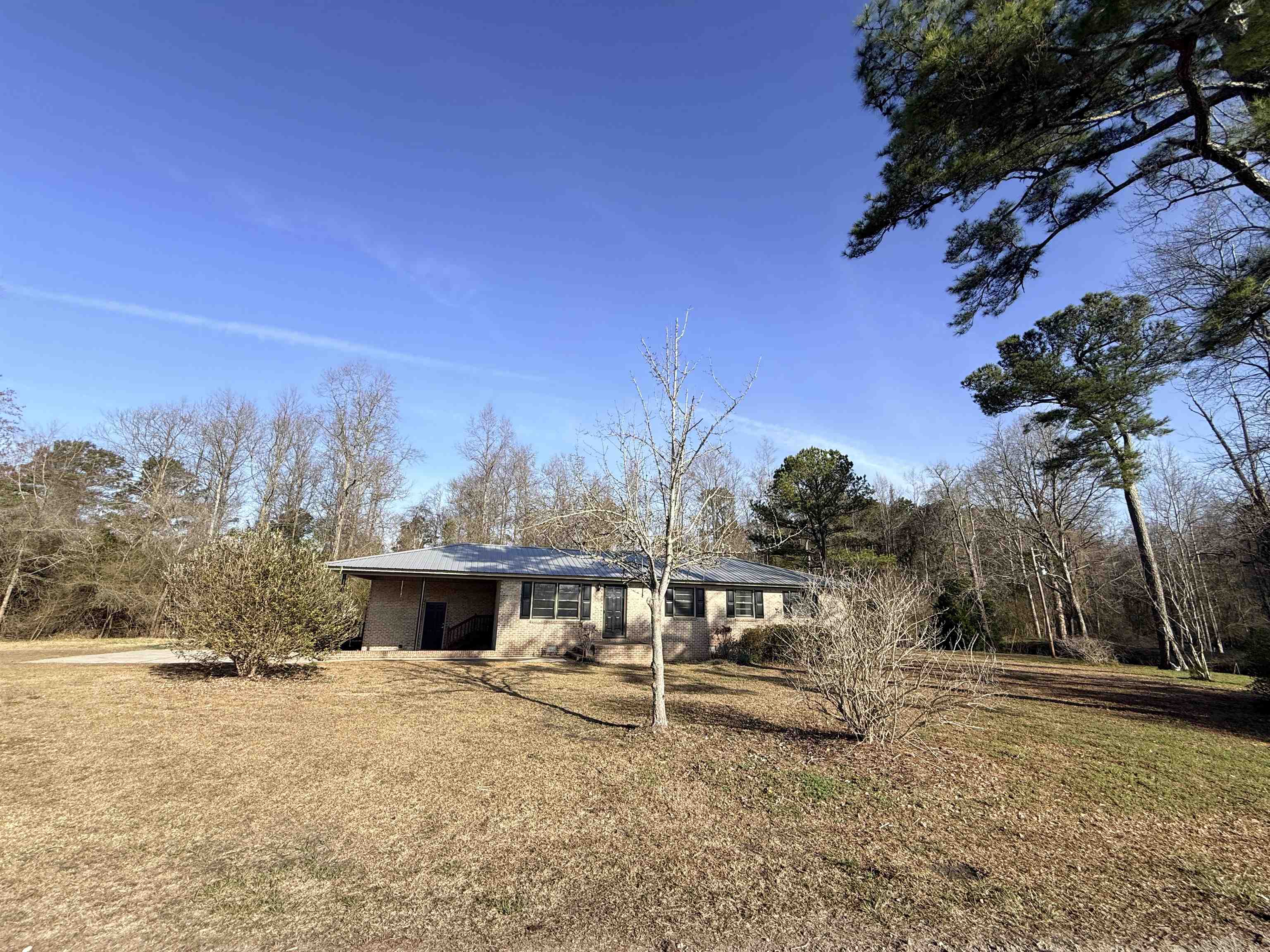 2336 Macedonia Dr. Property Photo 1