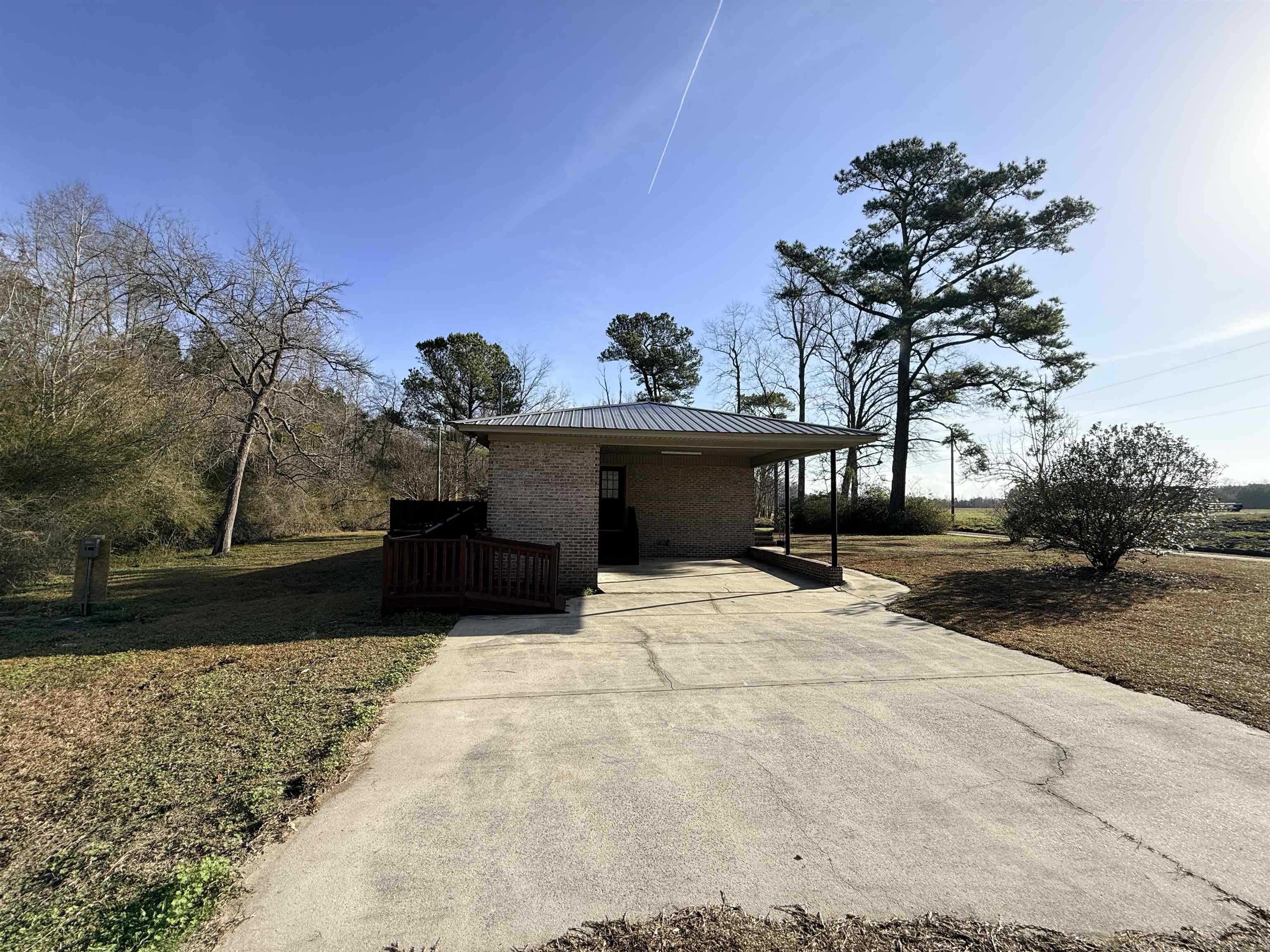 2336 Macedonia Dr. Property Photo 5