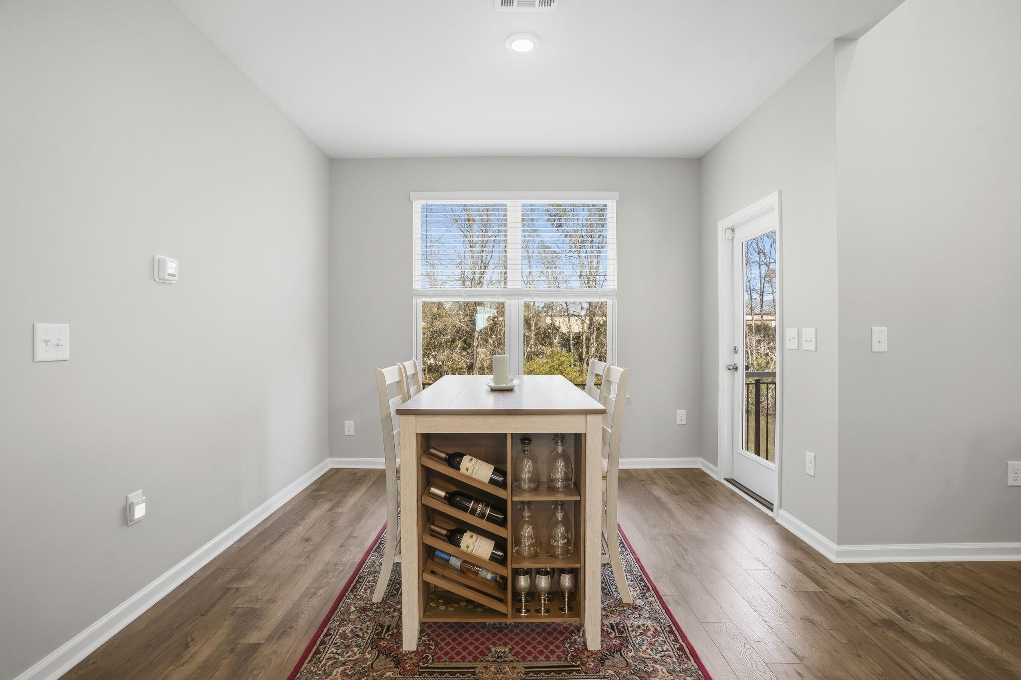 444 Mikita Dr. Property Photo 12