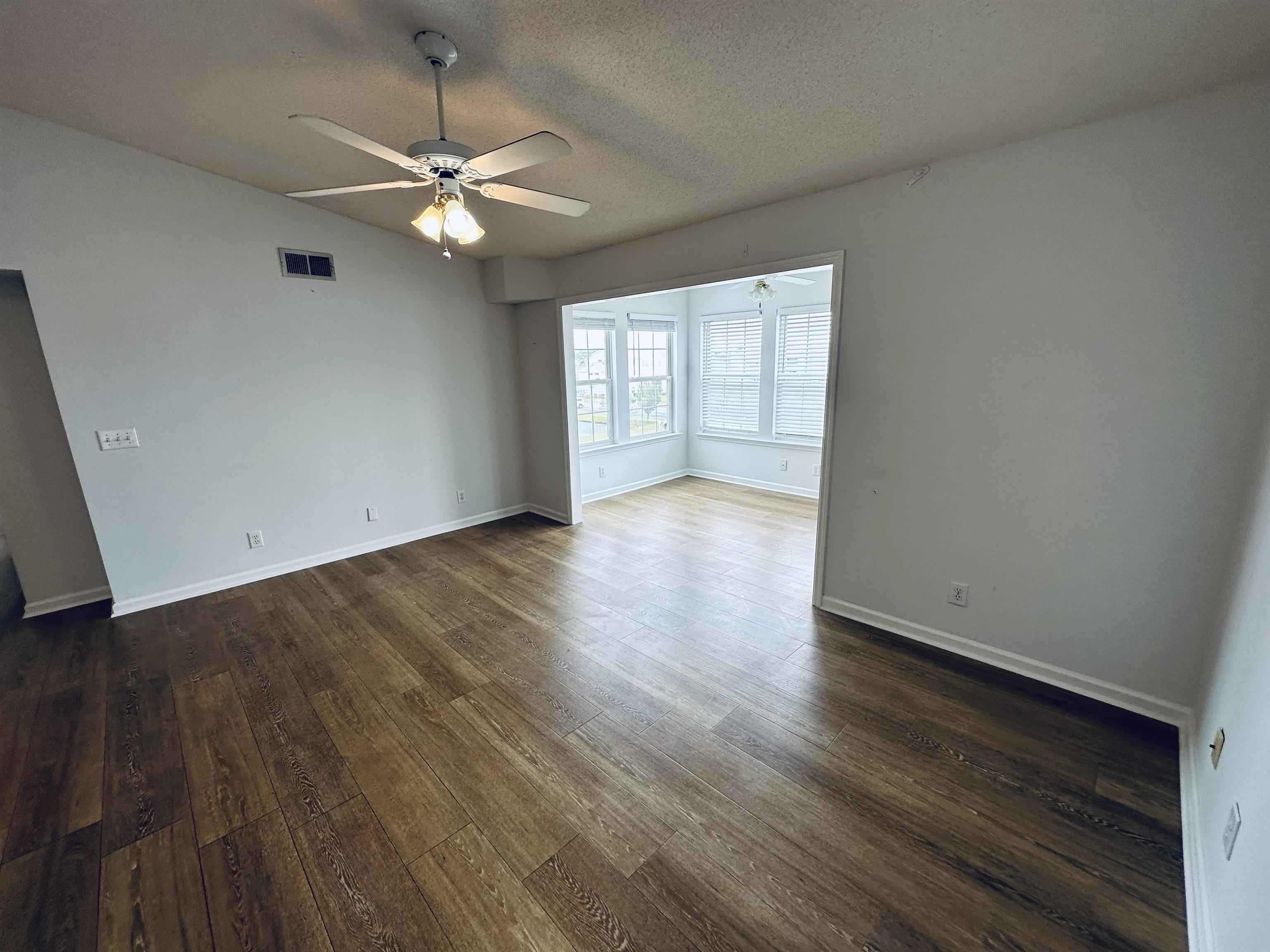 2273 Huntingdon Dr. Property Photo 5