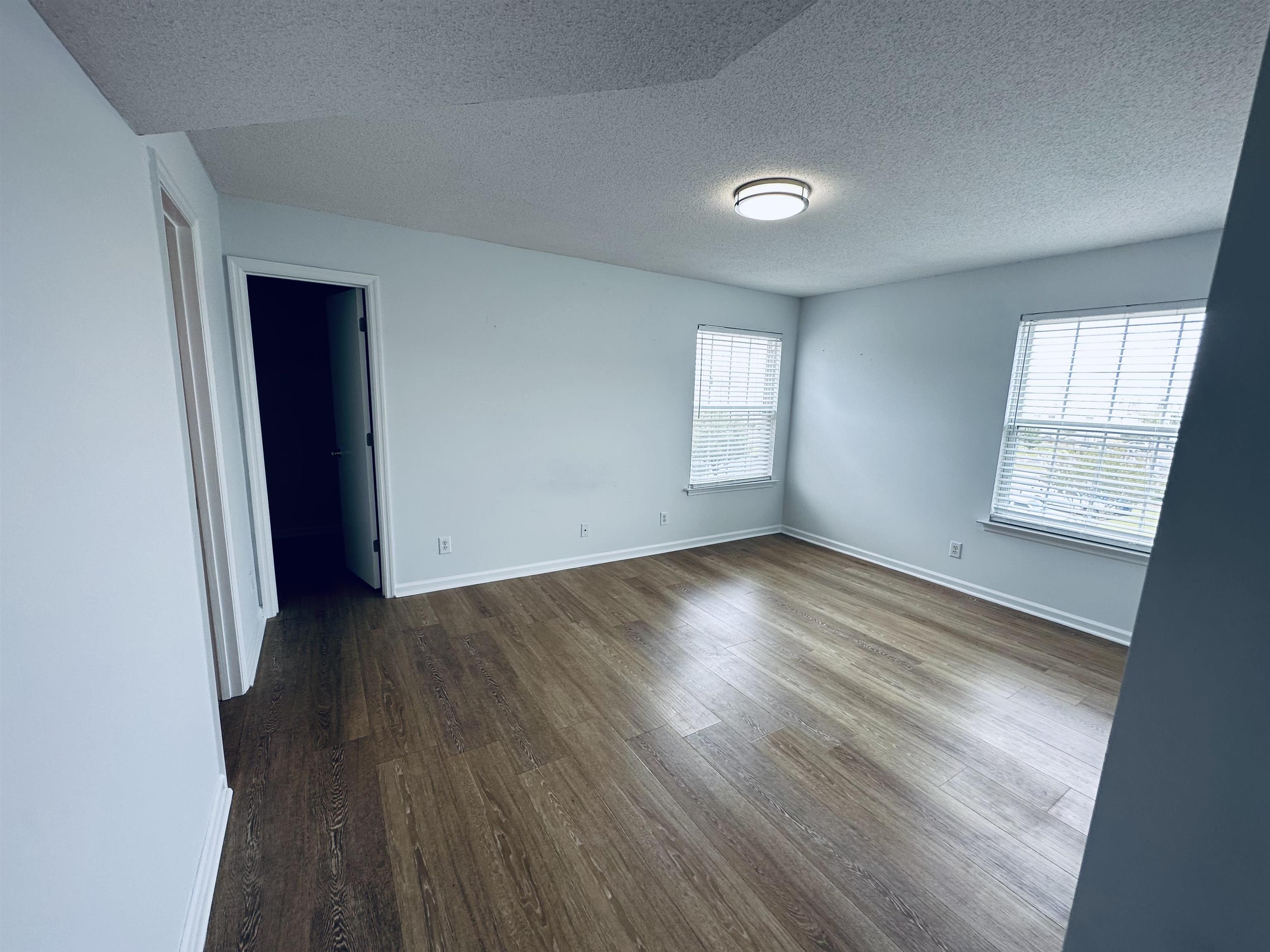 2273 Huntingdon Dr. Property Photo 12