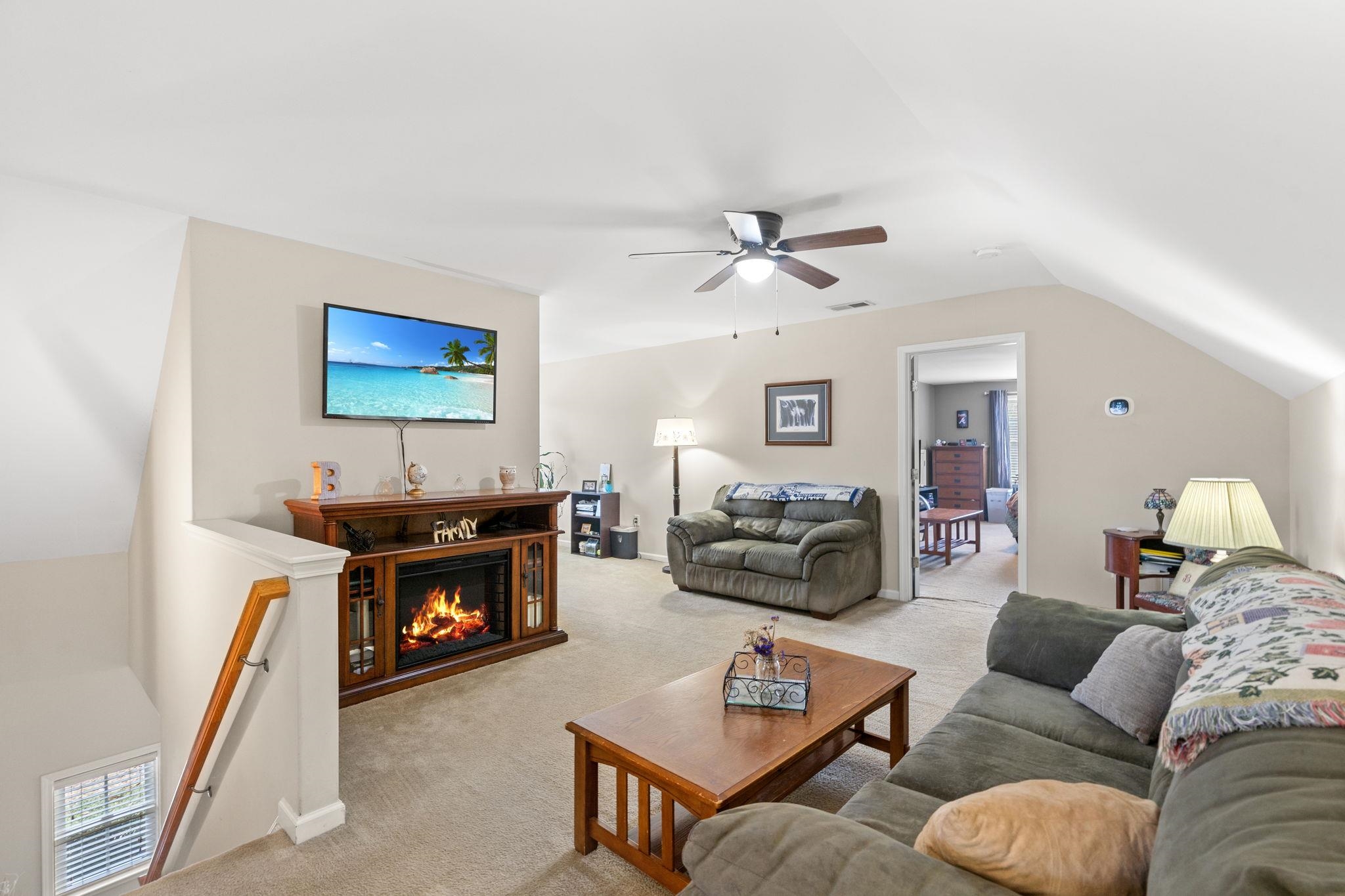 425 Dog Pen Ct. Property Photo 19