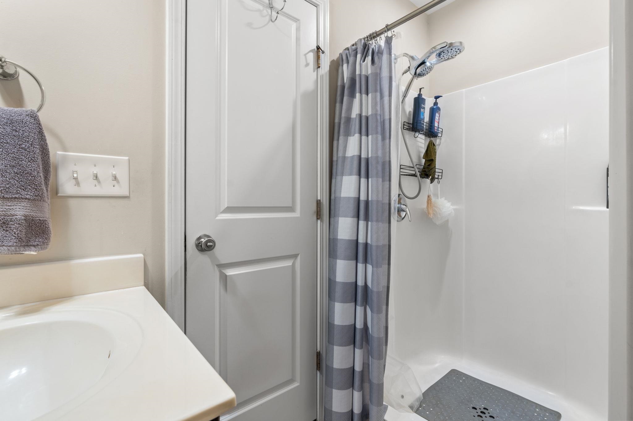 425 Dog Pen Ct. Property Photo 22