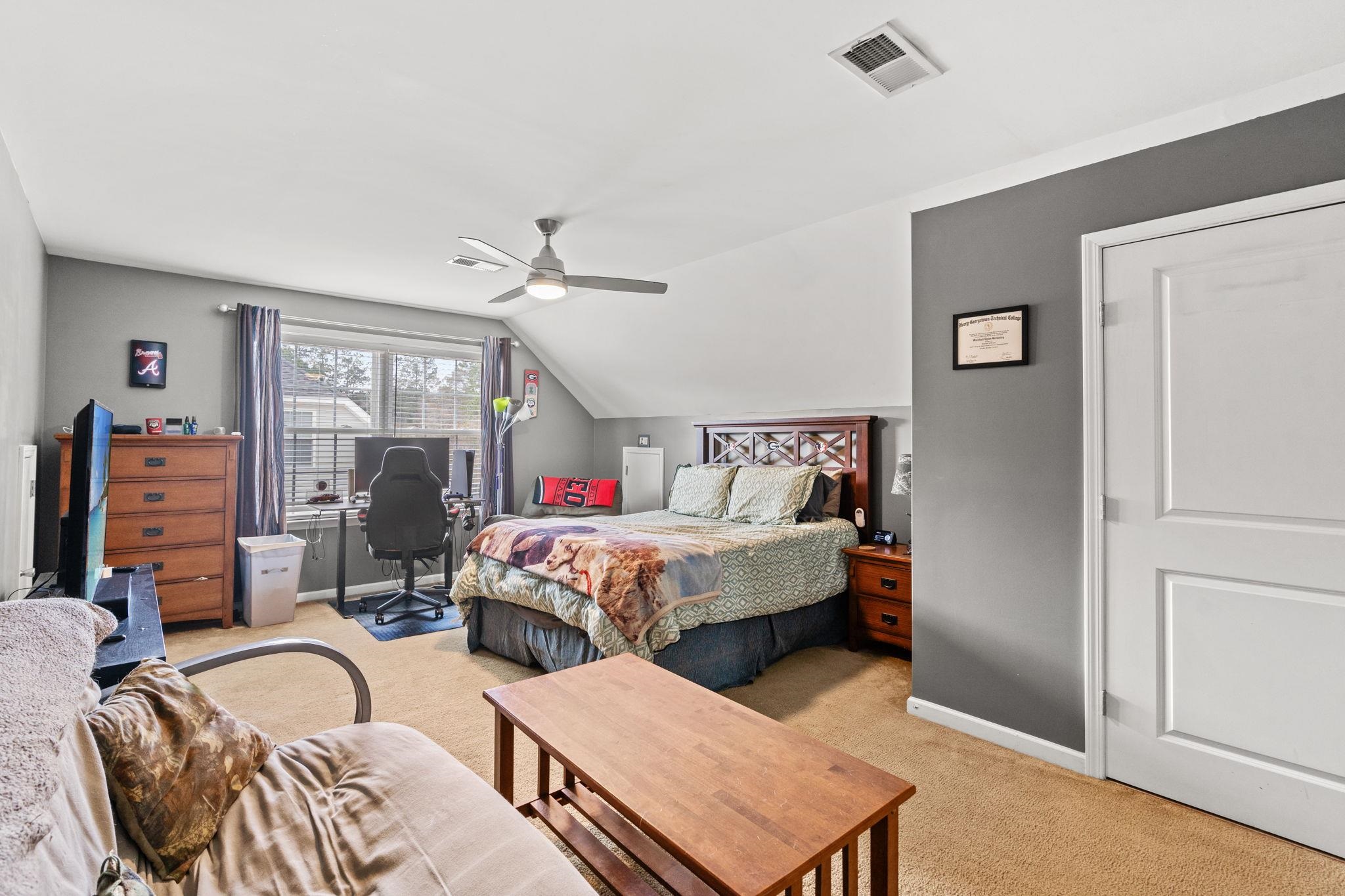 425 Dog Pen Ct. Property Photo 25