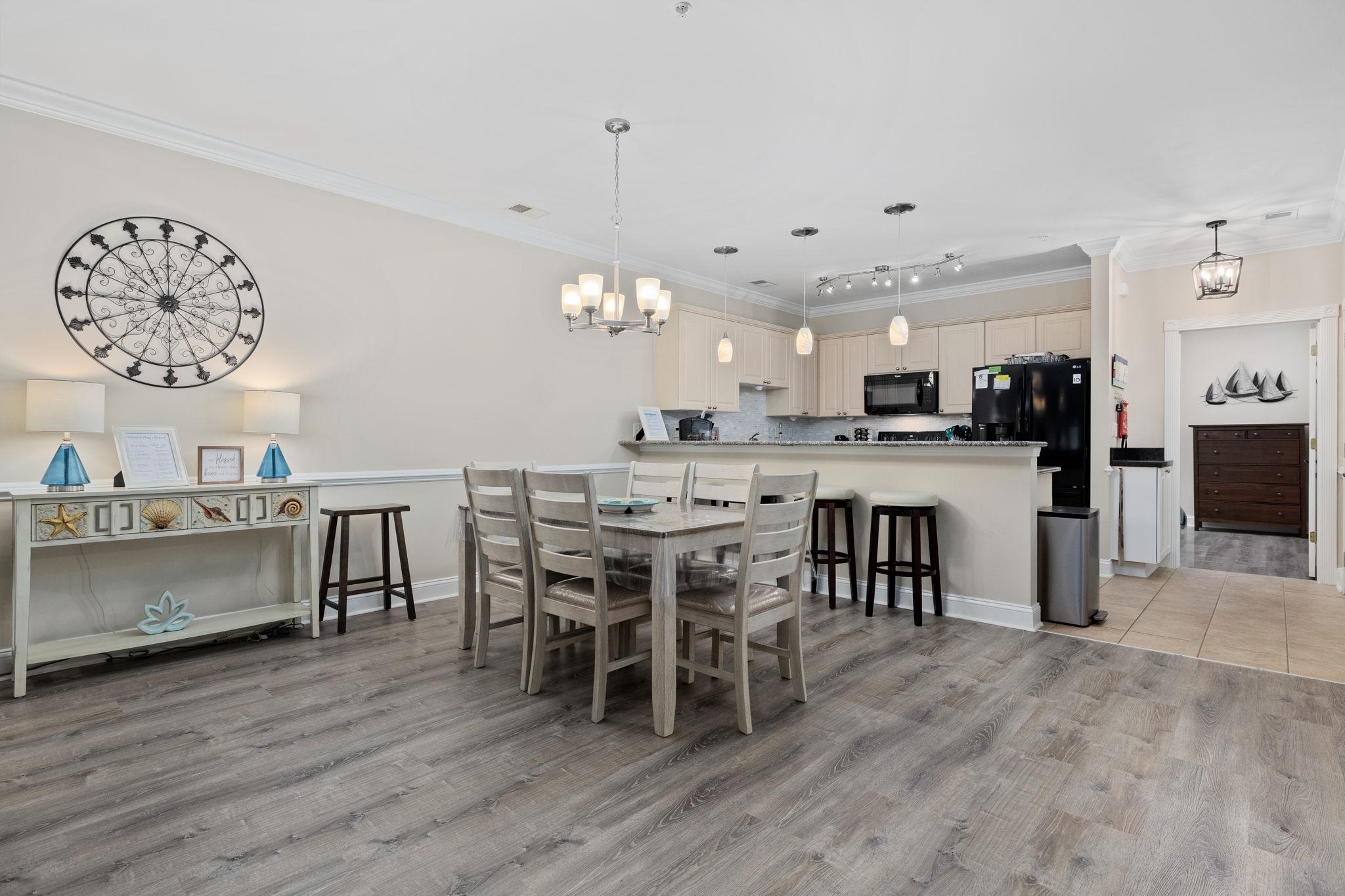 4869 Luster Leaf Circle Property Photo 4