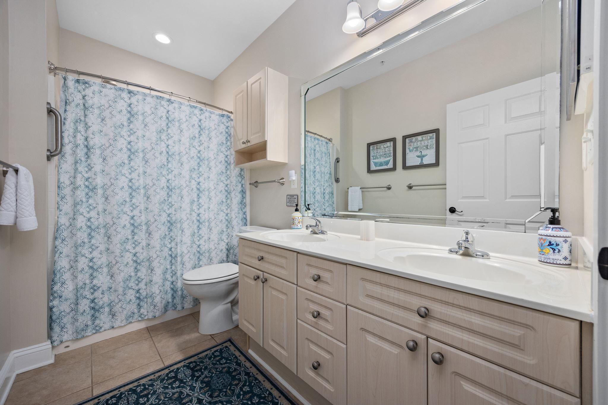 4869 Luster Leaf Circle Property Photo 21