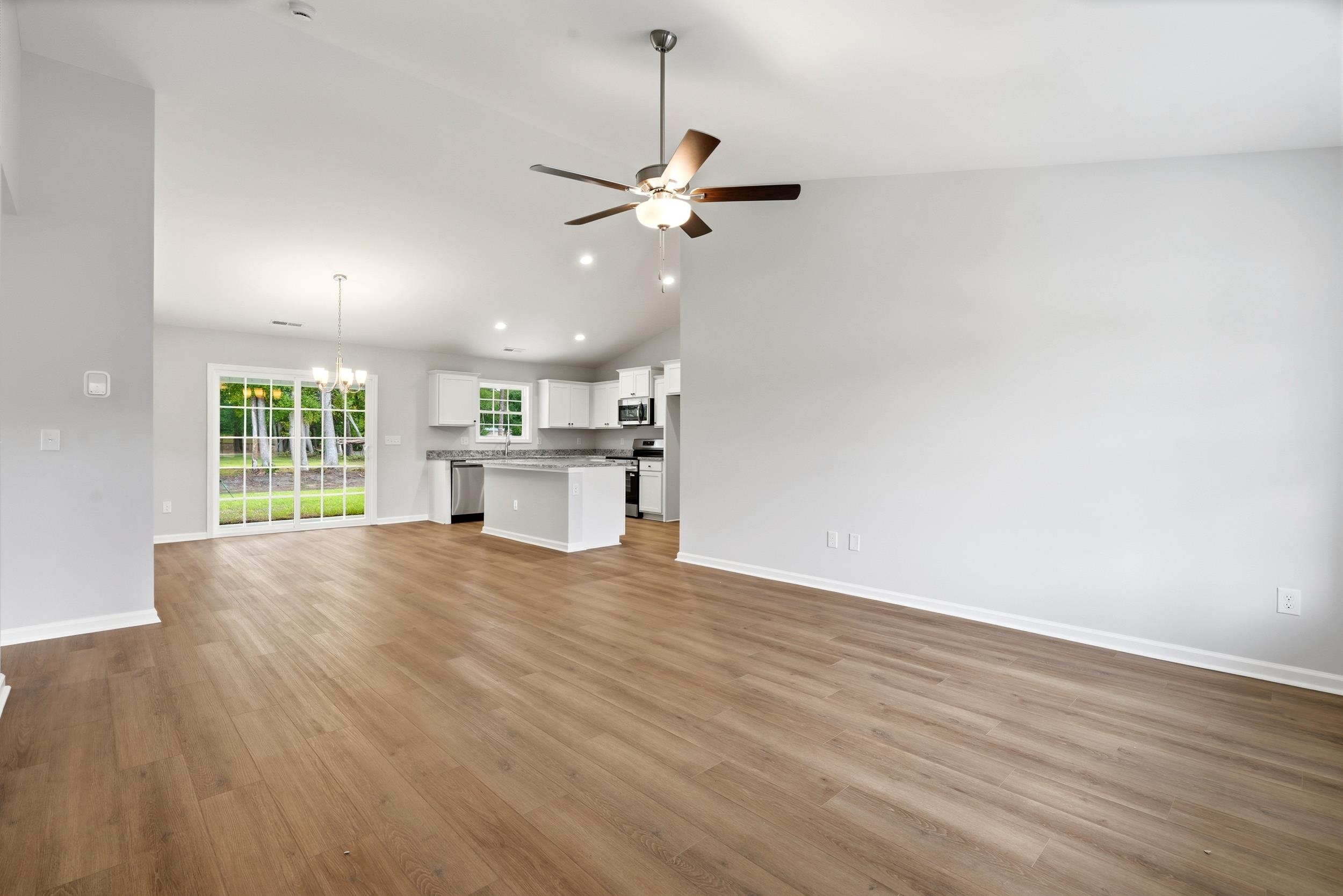 14 Bennington Ct Property Photo 3