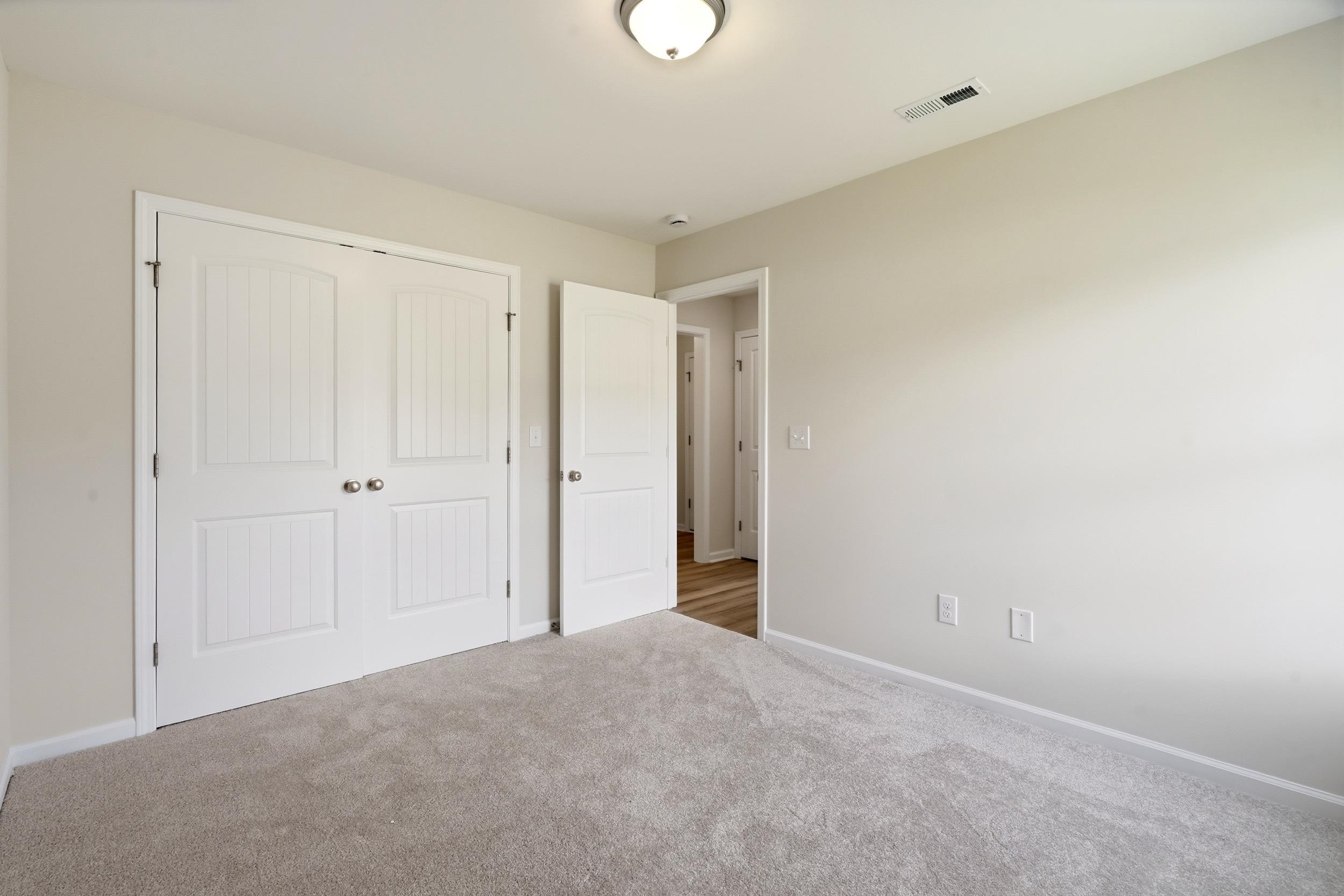 34 Bennington Ct Property Photo 16