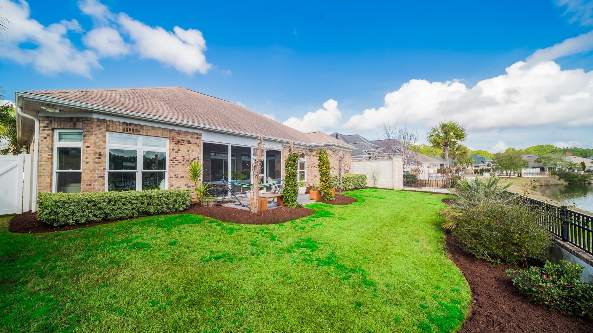 424 Waterfall Circle Property Photo 3