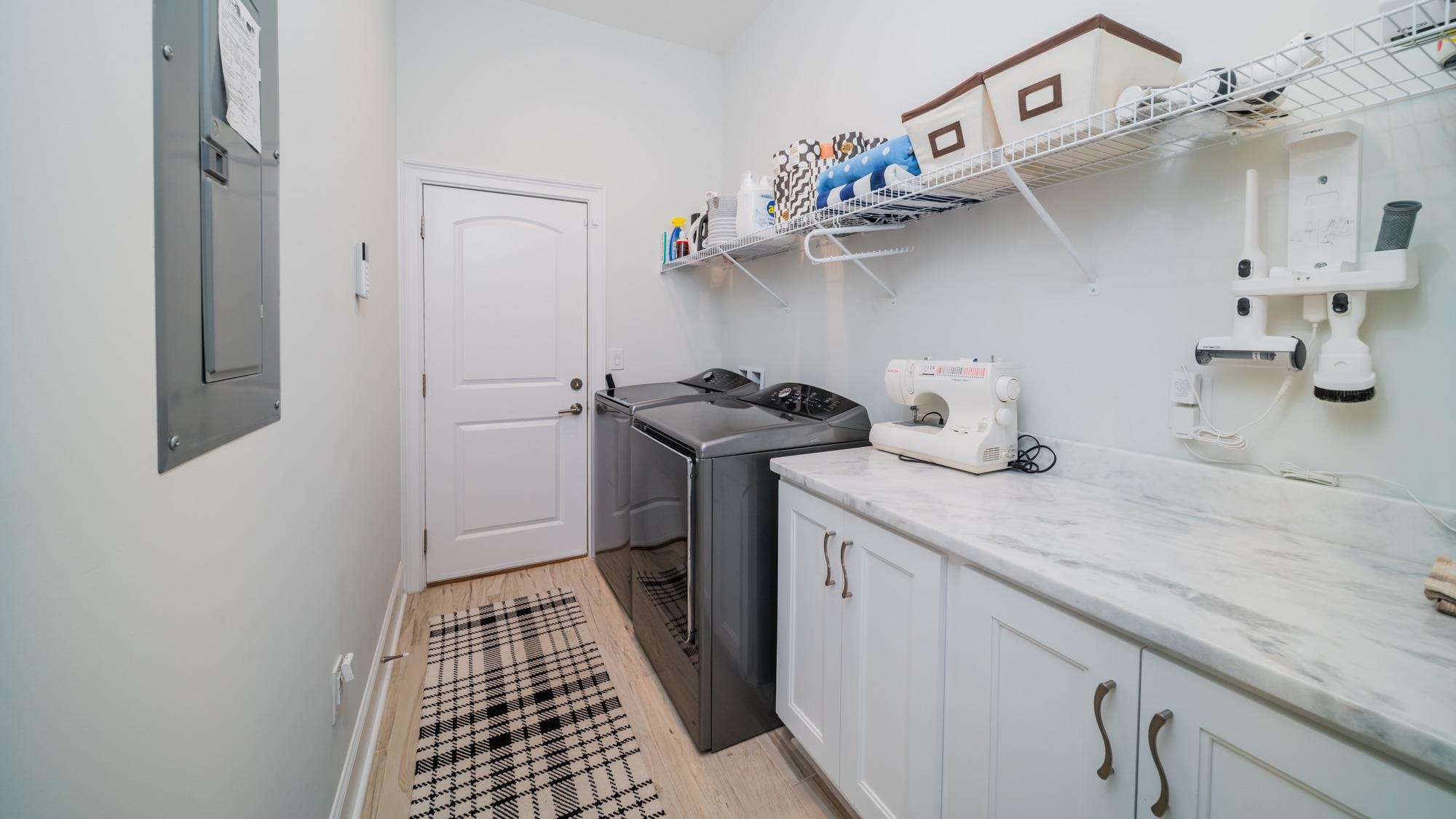 424 Waterfall Circle Property Photo 28