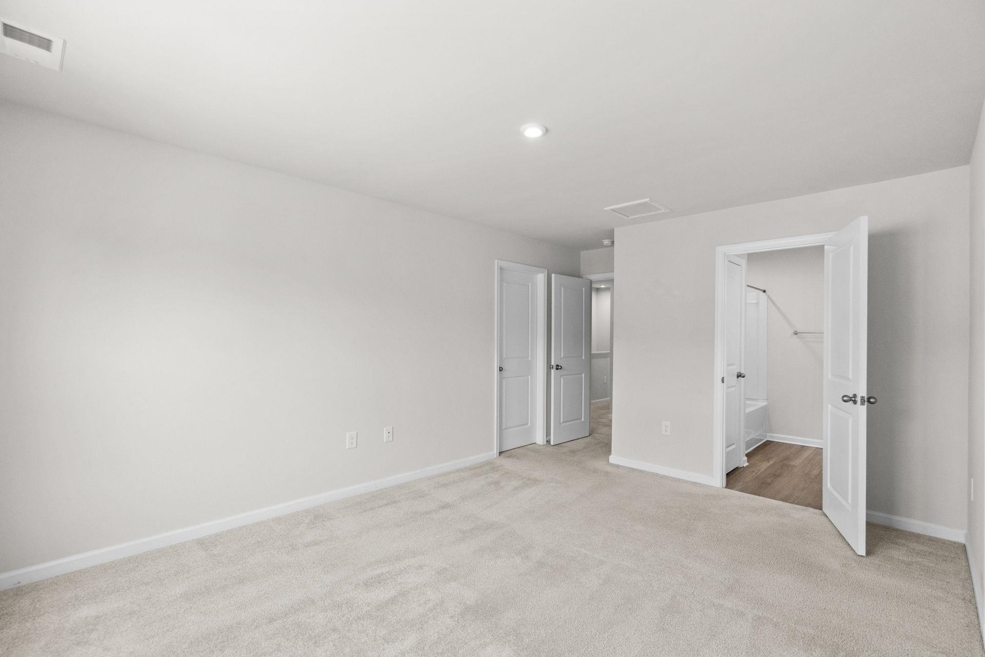 400 El Camino Dr. Property Photo 16