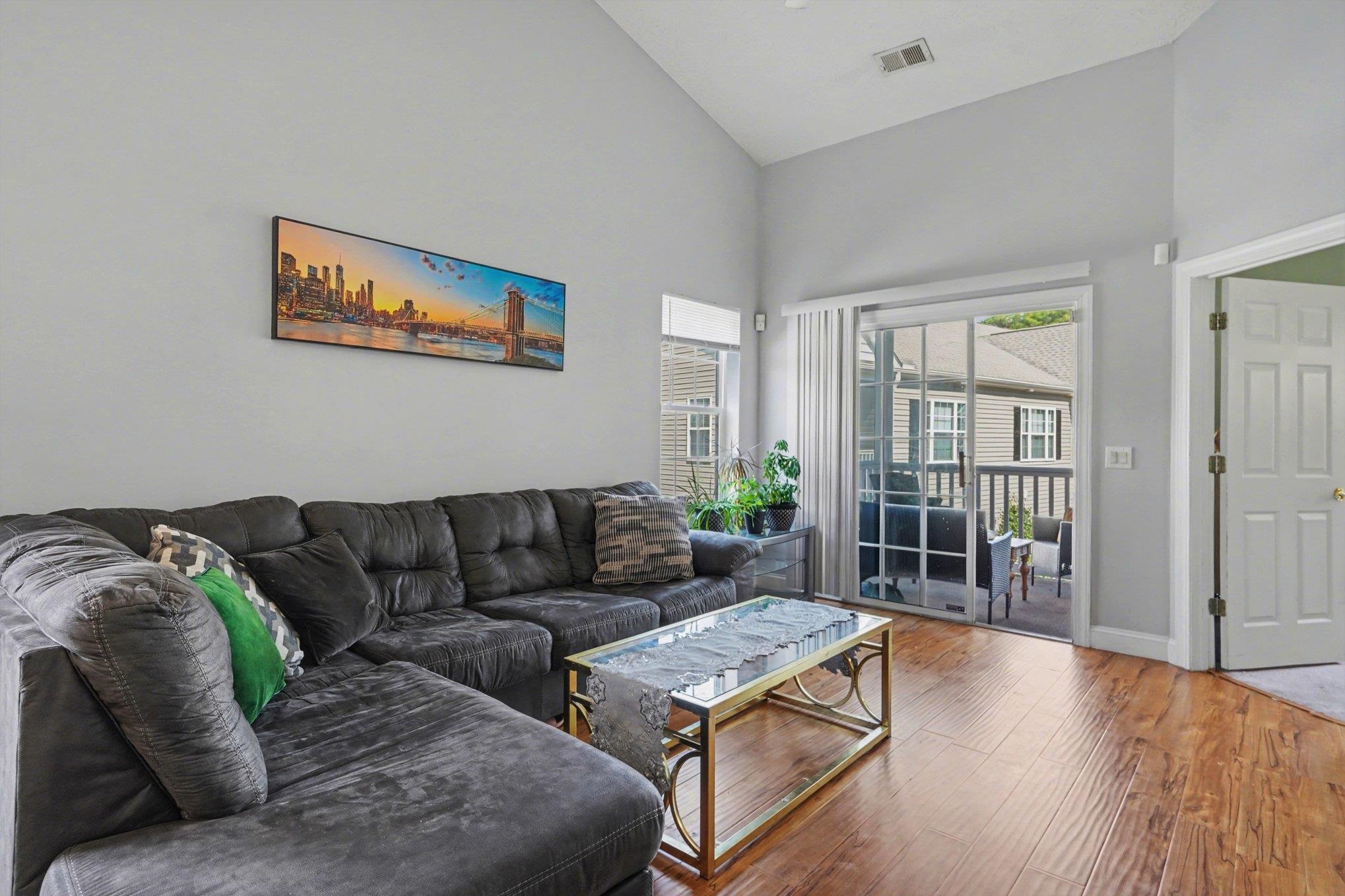 1141 Peace Pipe Pl. Property Photo 6