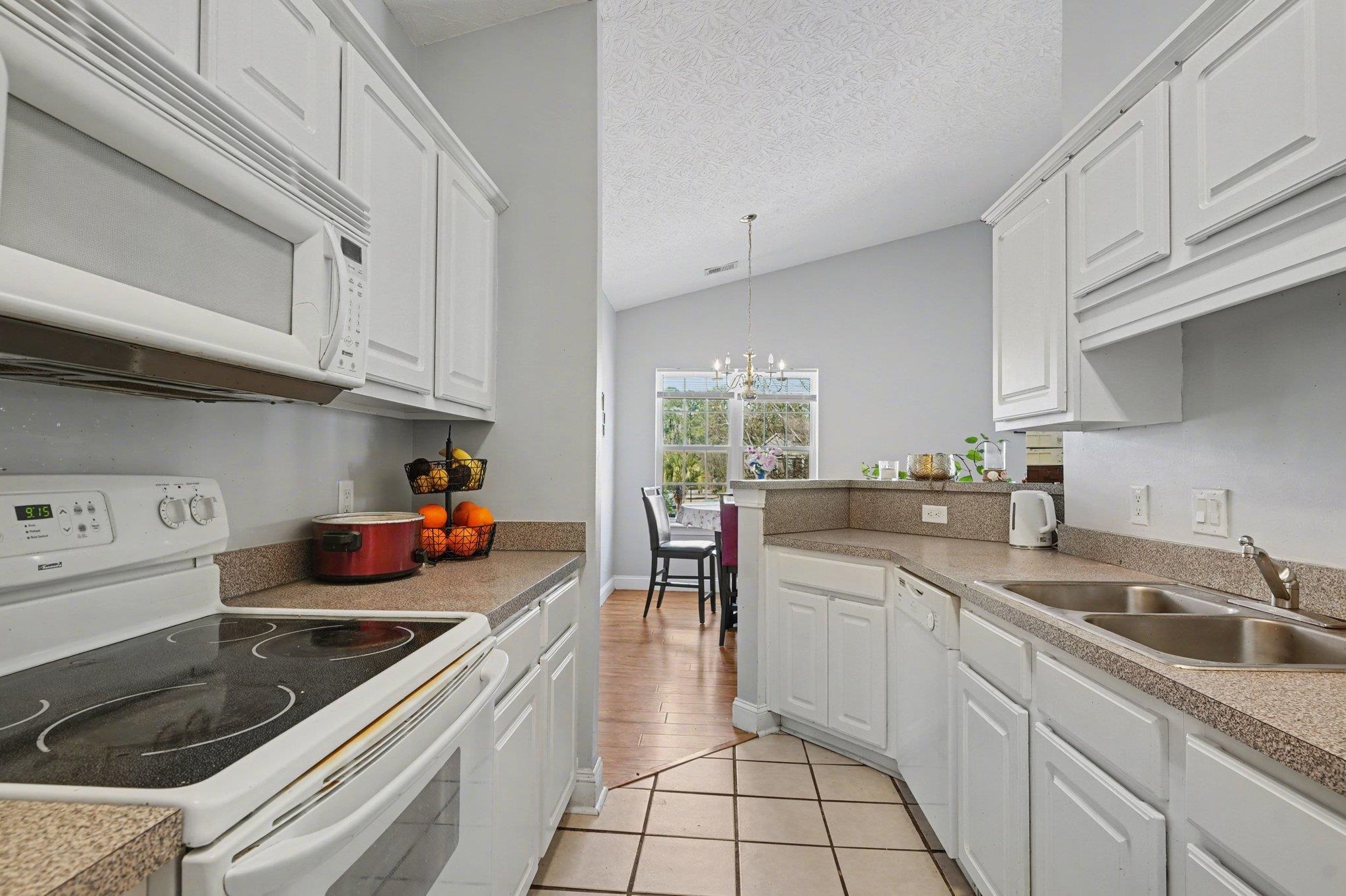 1141 Peace Pipe Pl. Property Photo 12
