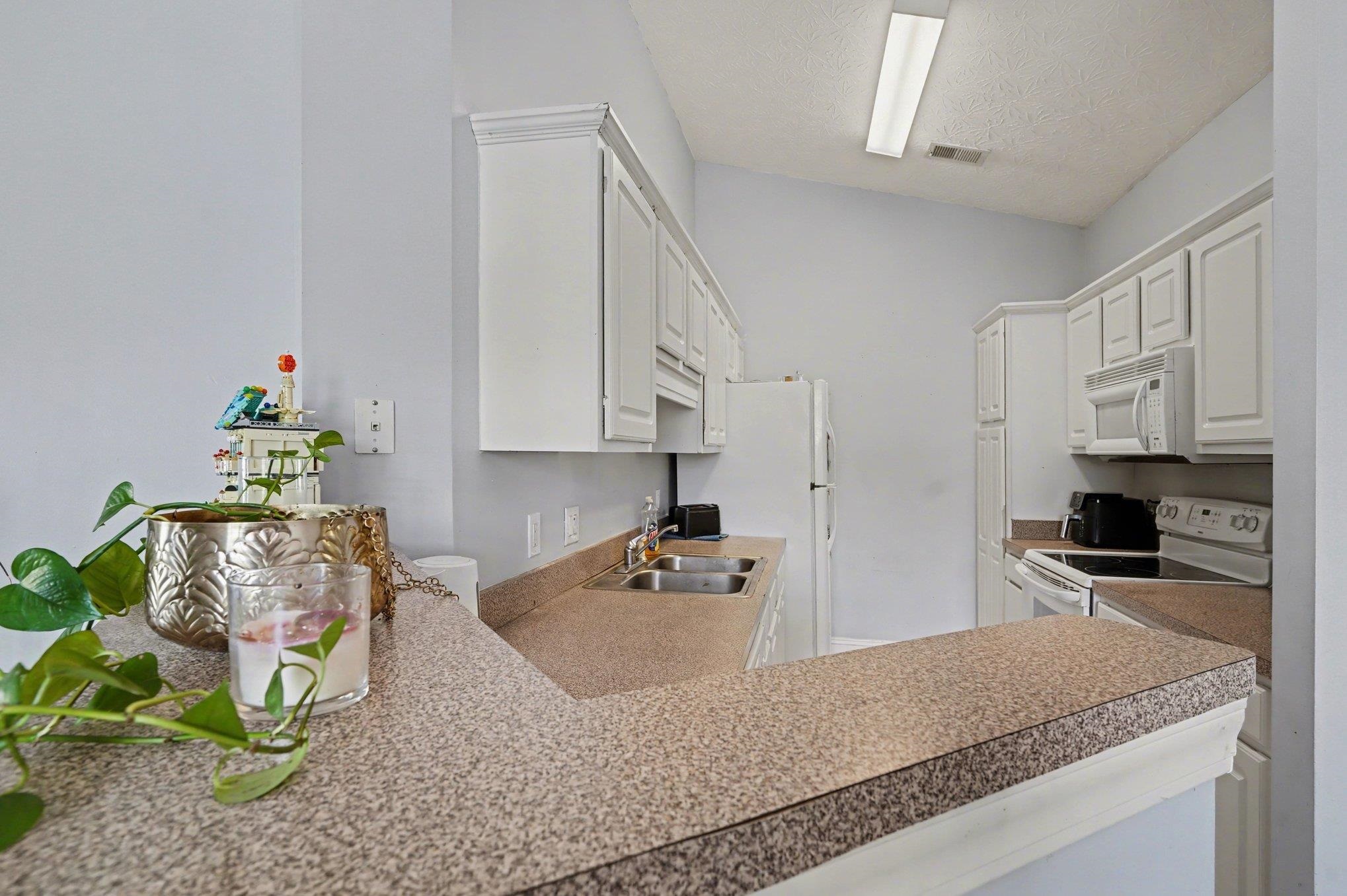 1141 Peace Pipe Pl. Property Photo 13