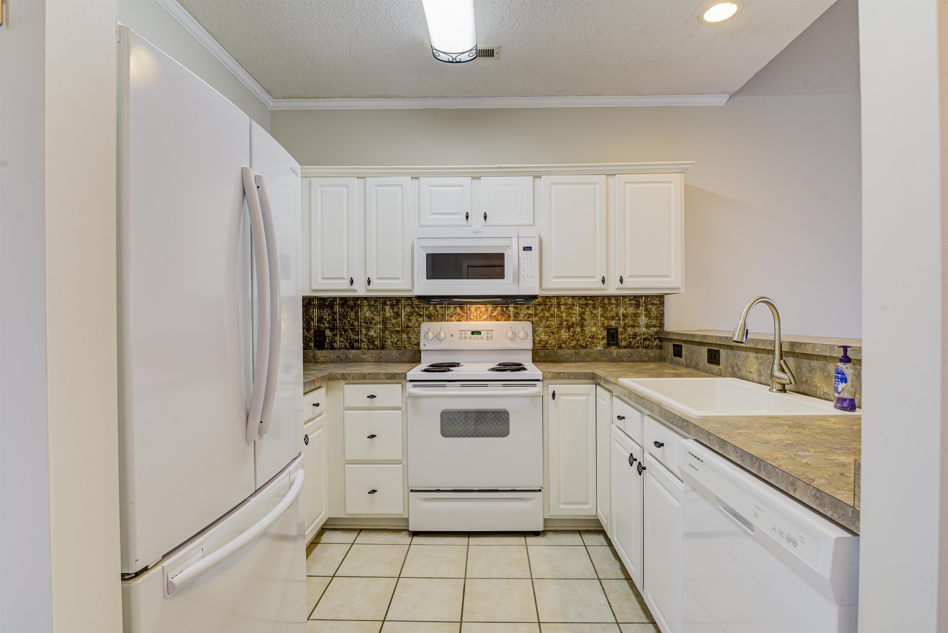 134 Scotch Broom Dr. Property Photo 6