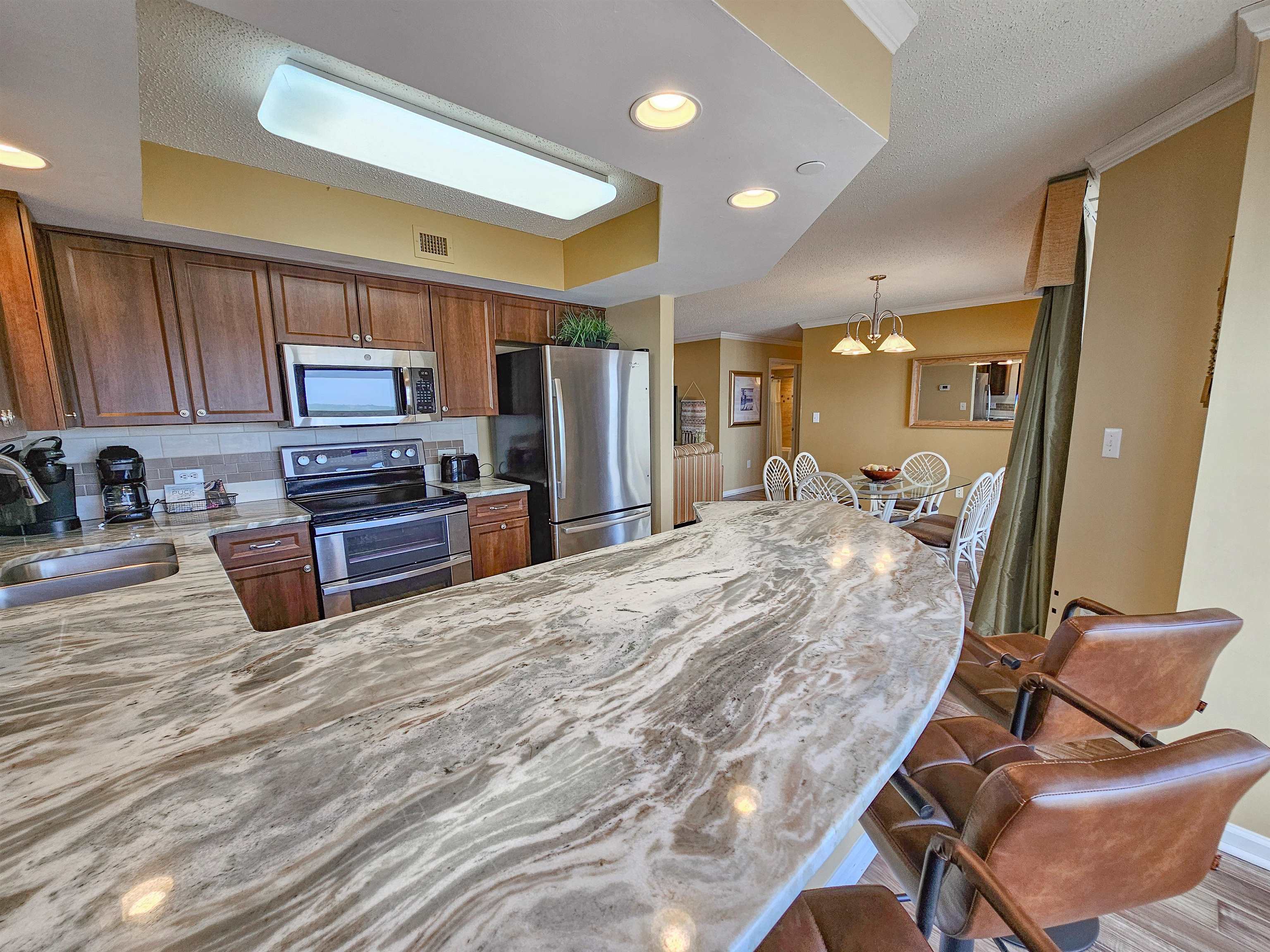 8560 Queensway Blvd. Property Photo 16