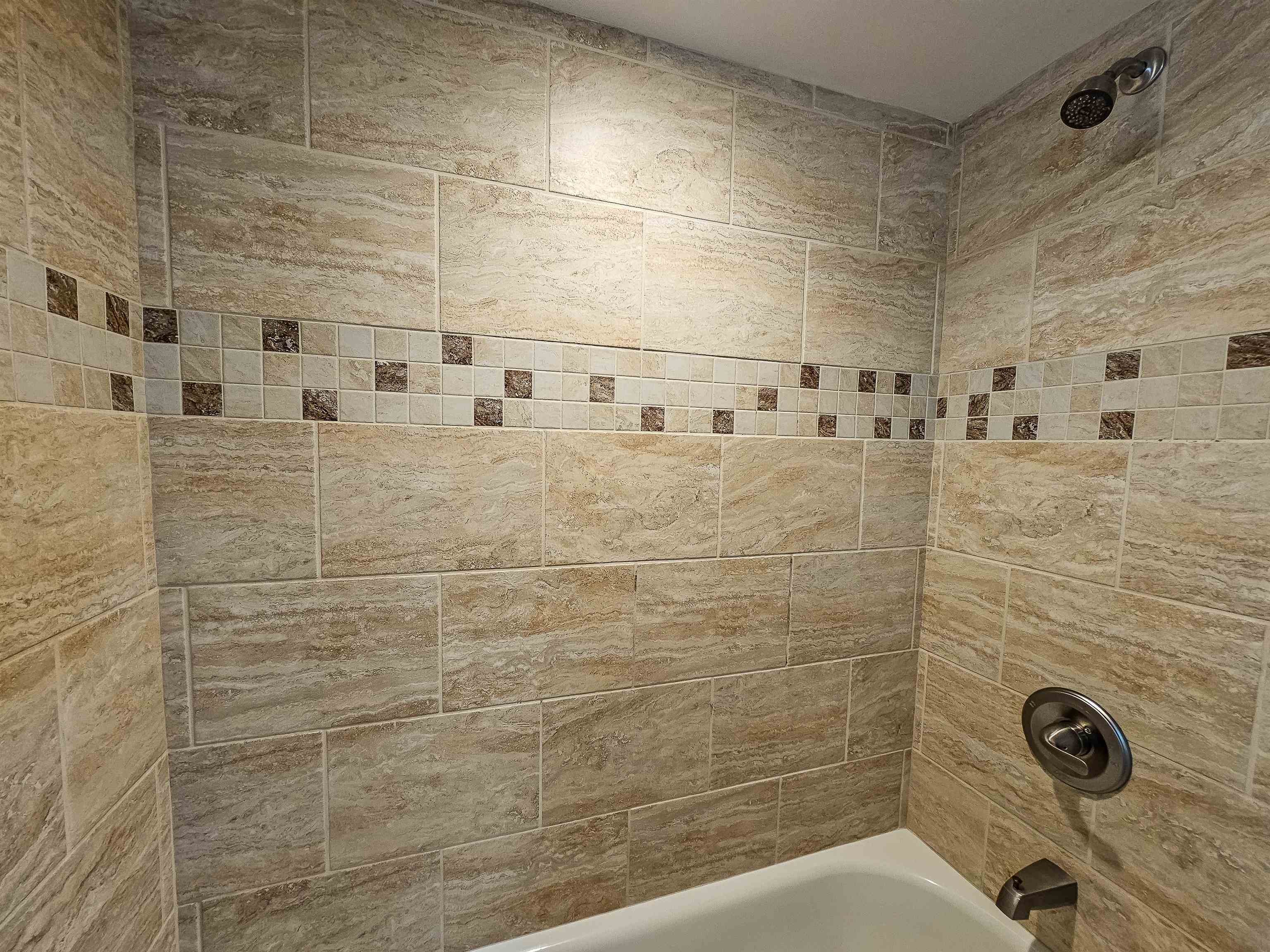 8560 Queensway Blvd. Property Photo 34