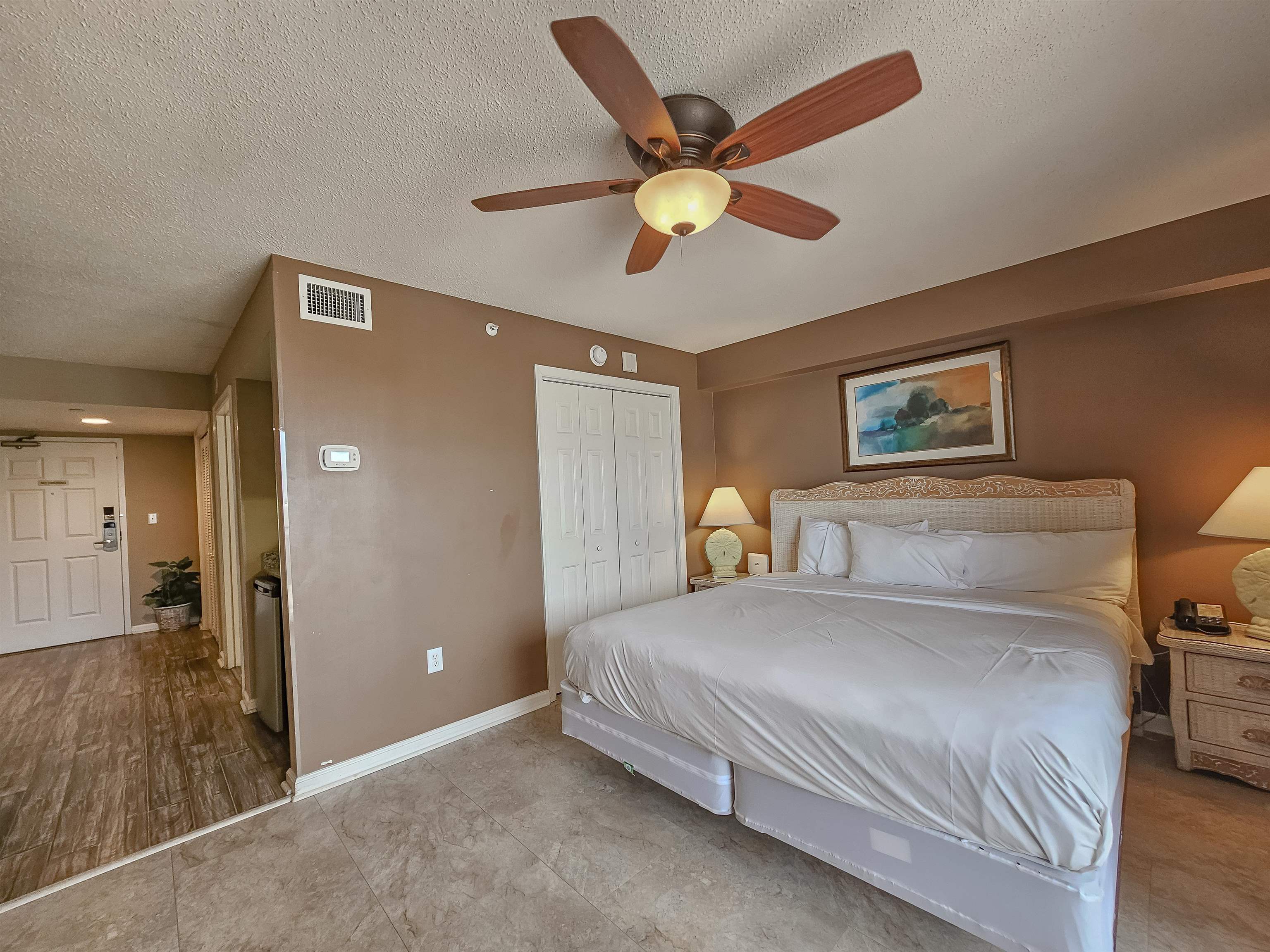 8560 Queensway Blvd. Property Photo 39
