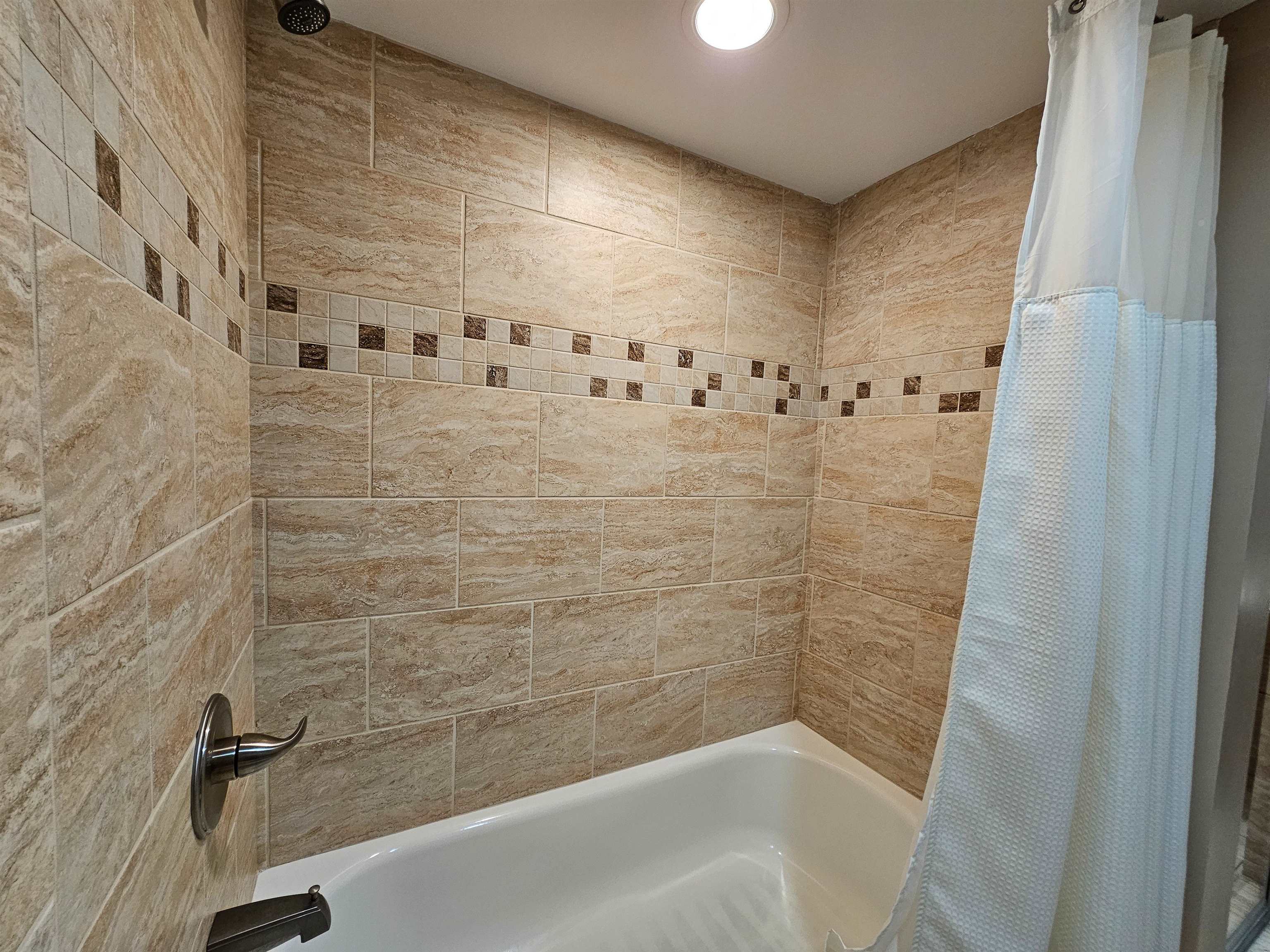 8560 Queensway Blvd. Property Photo 43