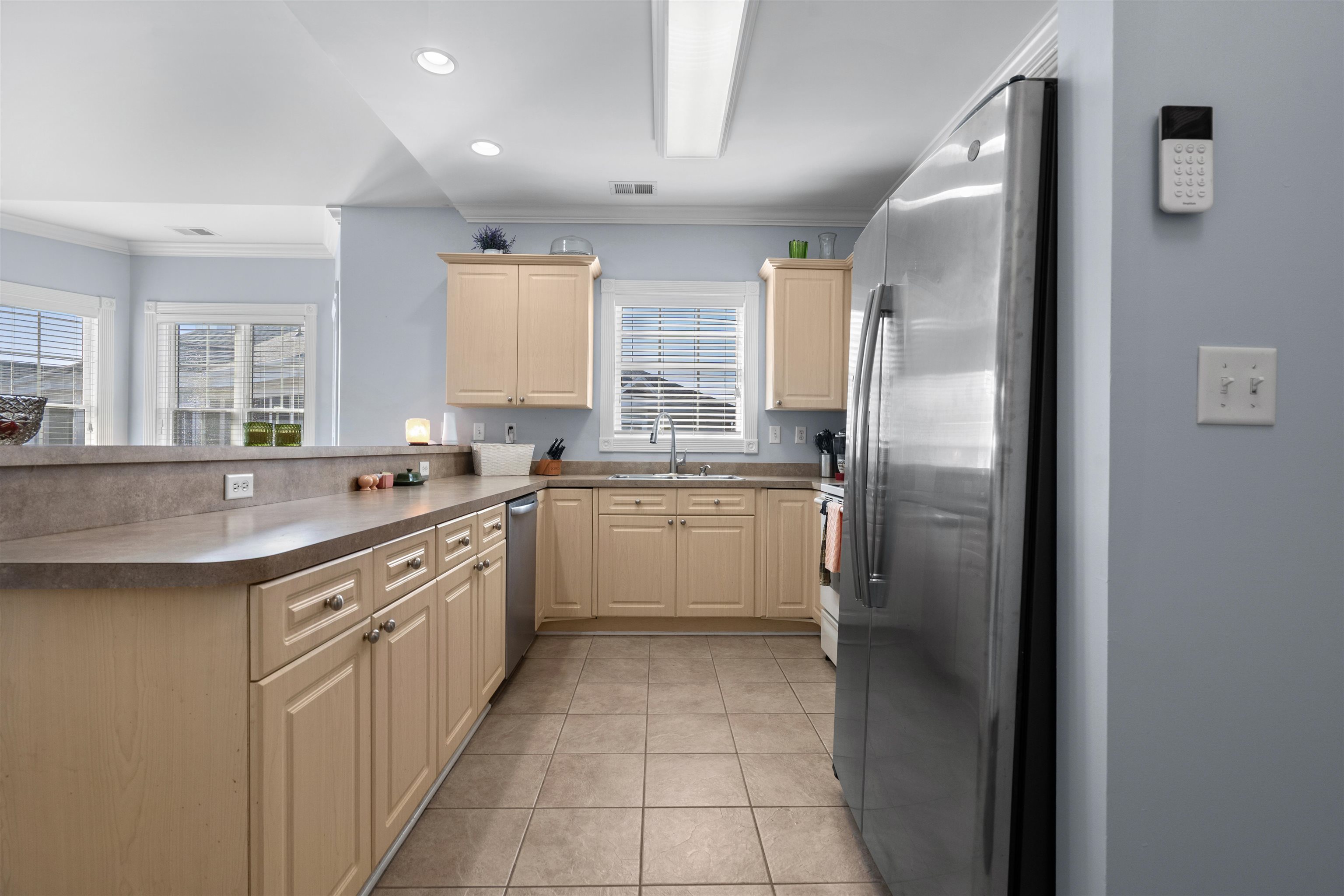 4851 Luster Leaf Circle Property Photo 4
