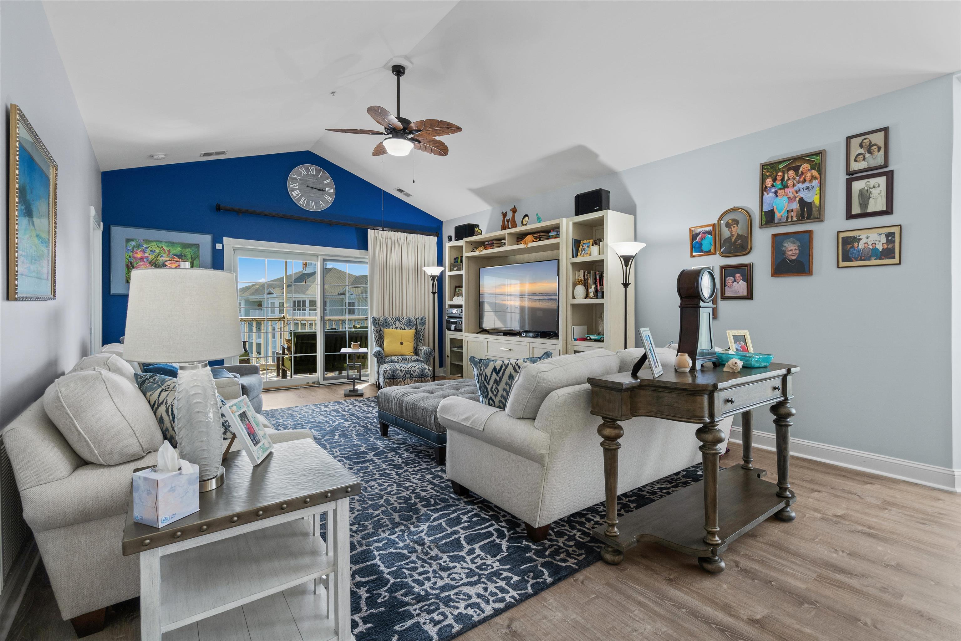 4851 Luster Leaf Circle Property Photo 10