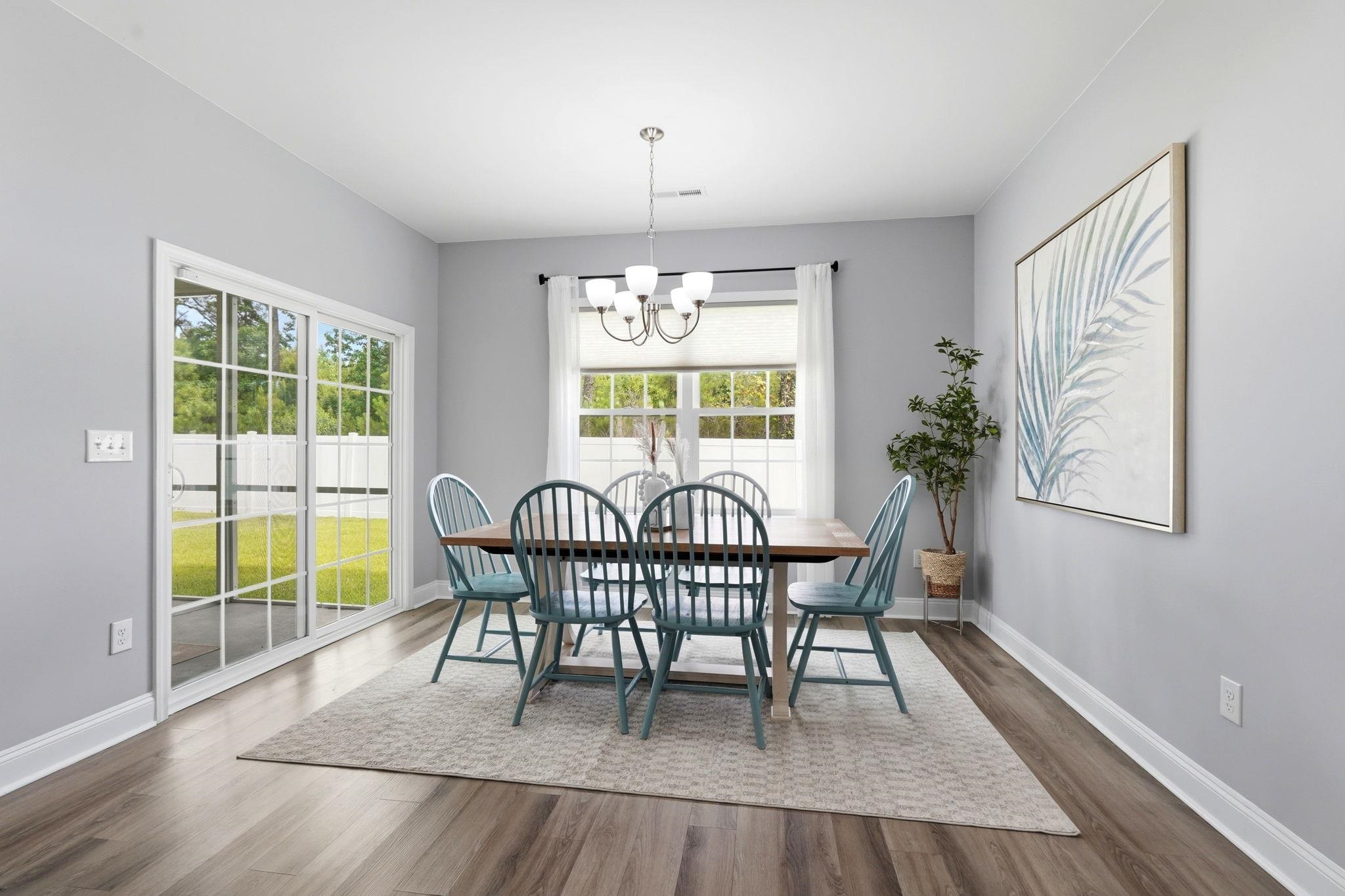 808 Twickenham Loop Property Photo 17