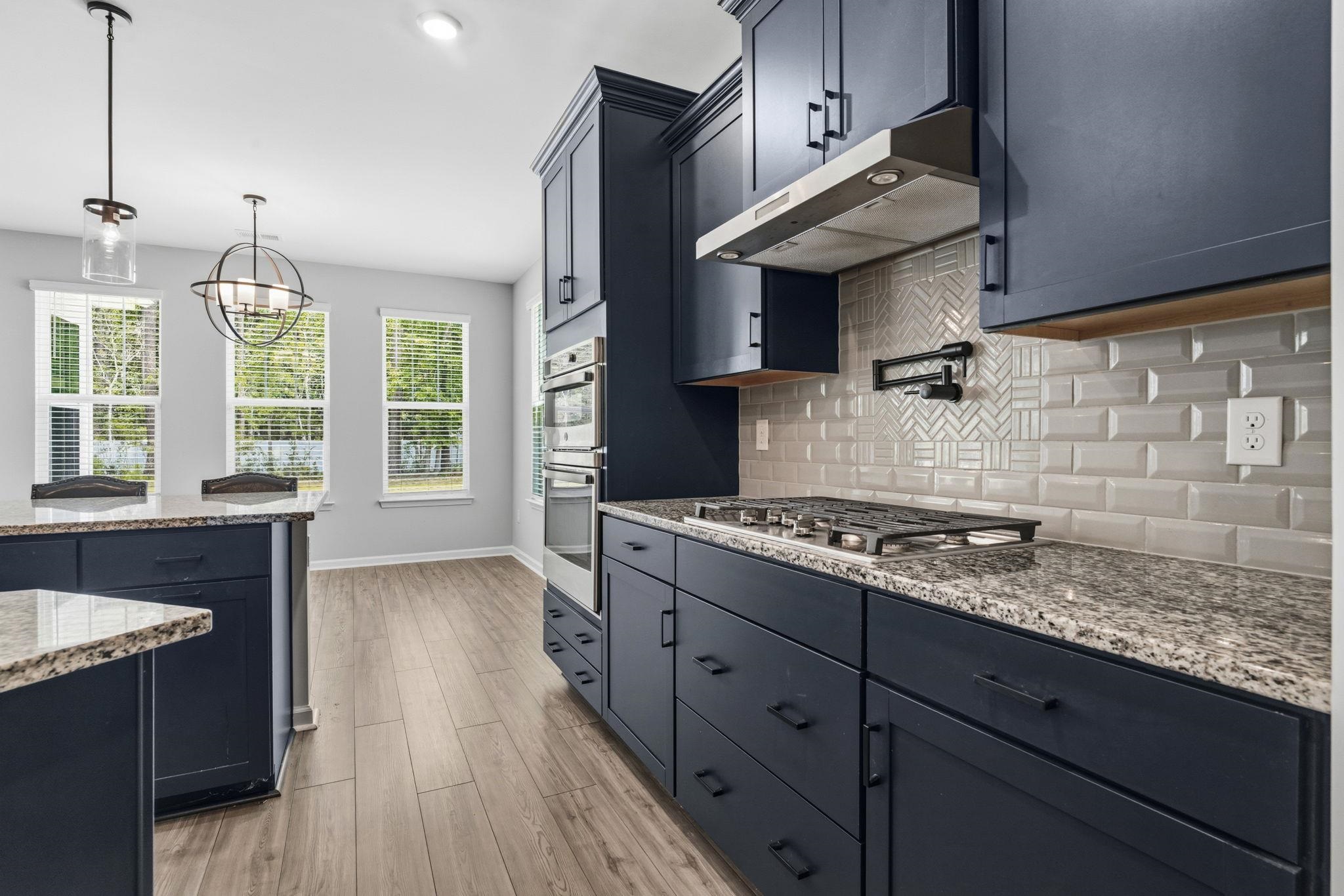 140 Azure Loop Property Photo 11