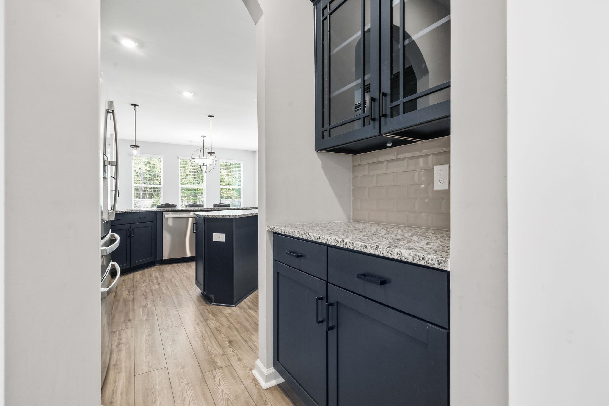 140 Azure Loop Property Photo 12