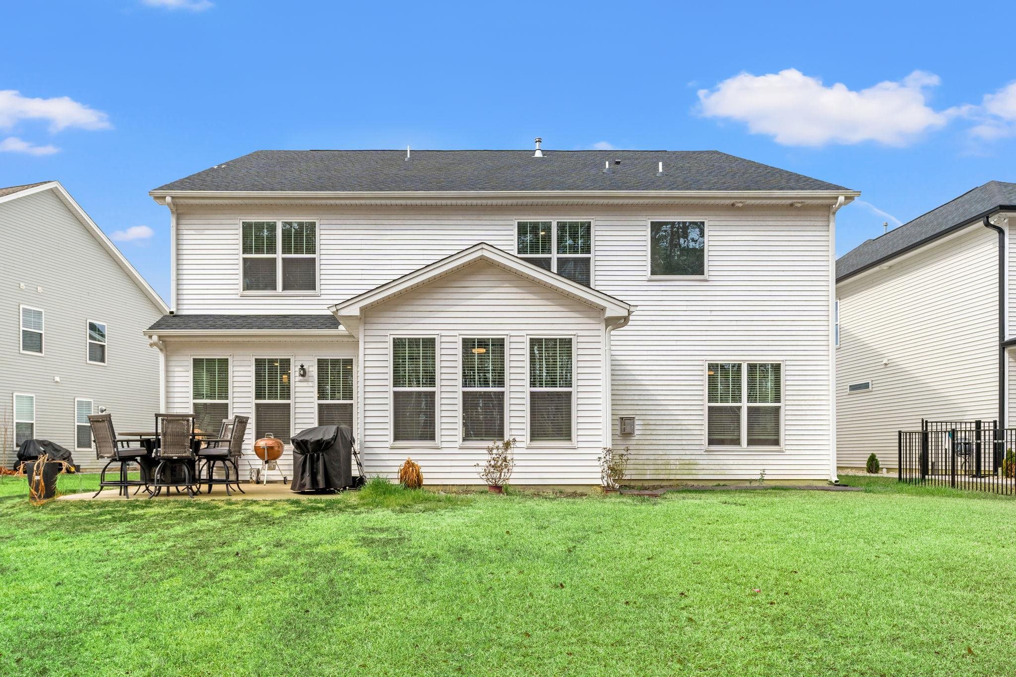 140 Azure Loop Property Photo 39