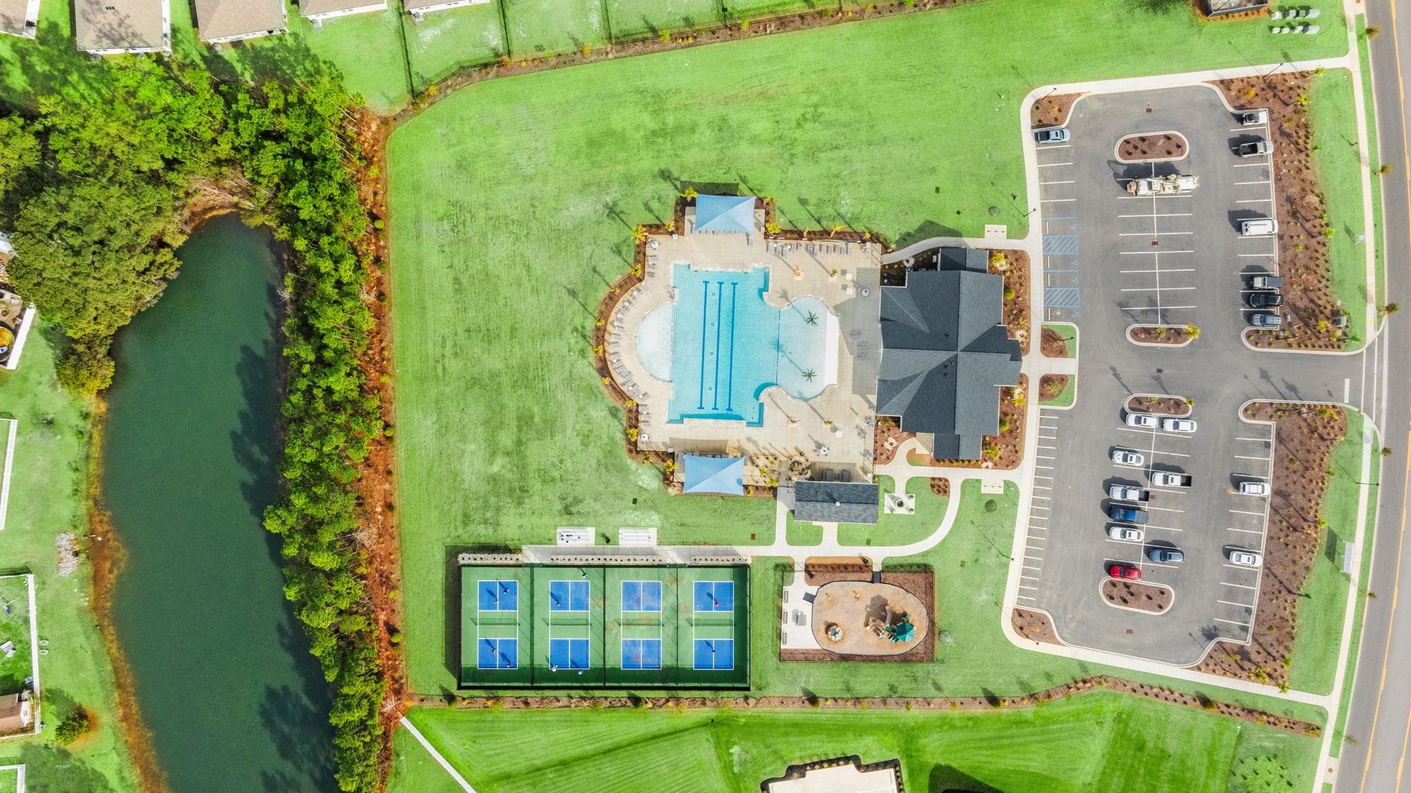 140 Azure Loop Property Photo 44